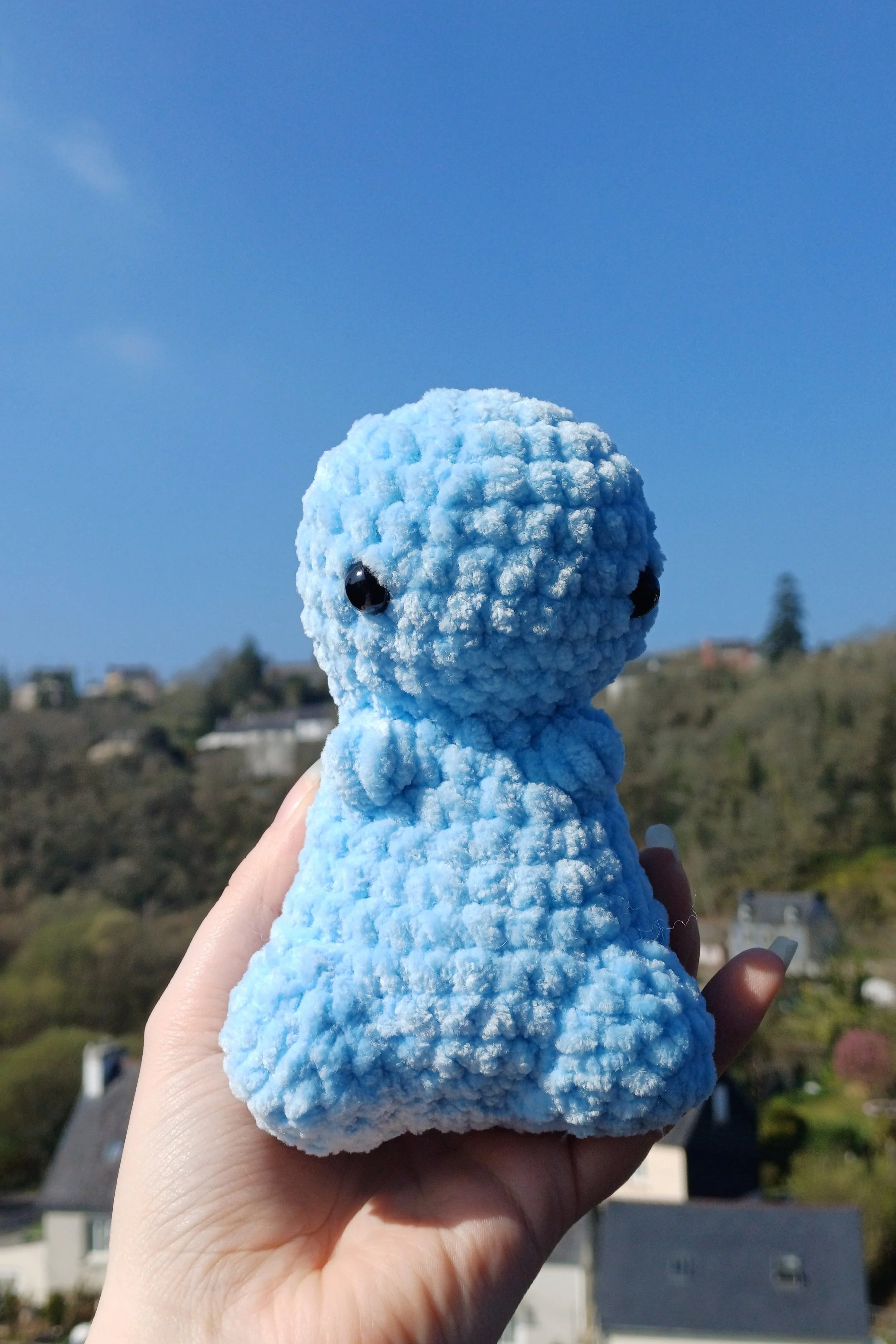 Dinosaure bleu en crochet