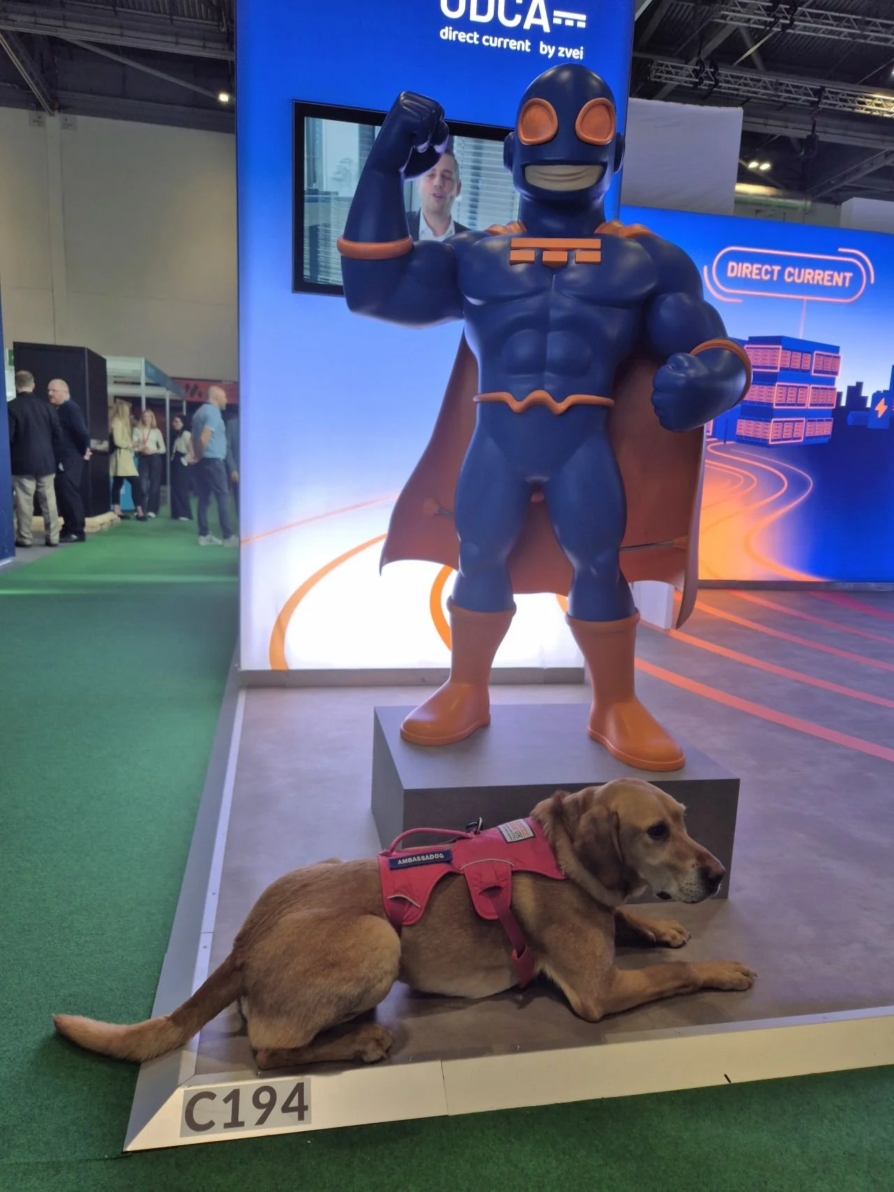Super Star dog meets Super Hero – well it was a Tech Show after all!