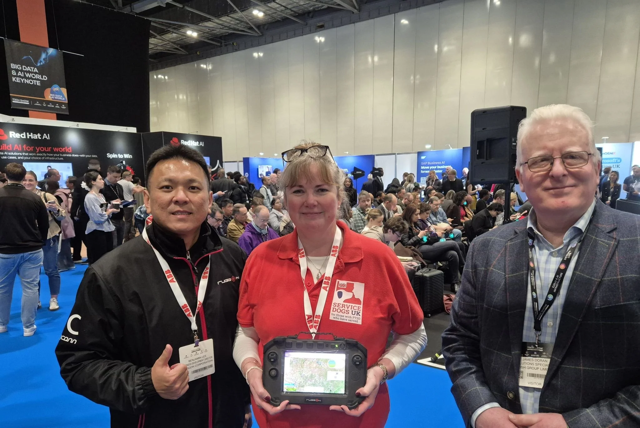 Super Star dog meets Super Hero – well it was a Tech Show after all!