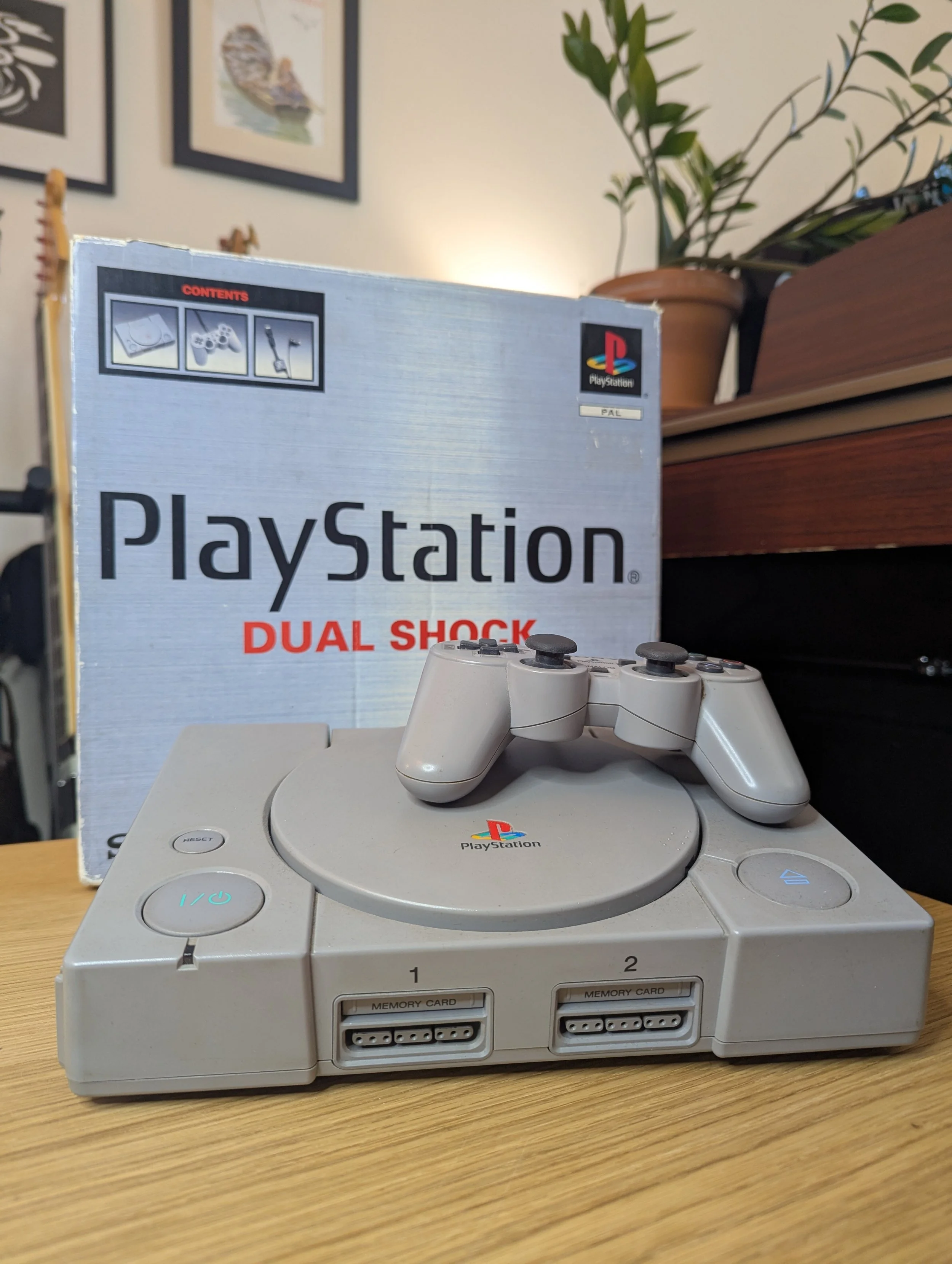 PlayStation, DualShock, Boxed