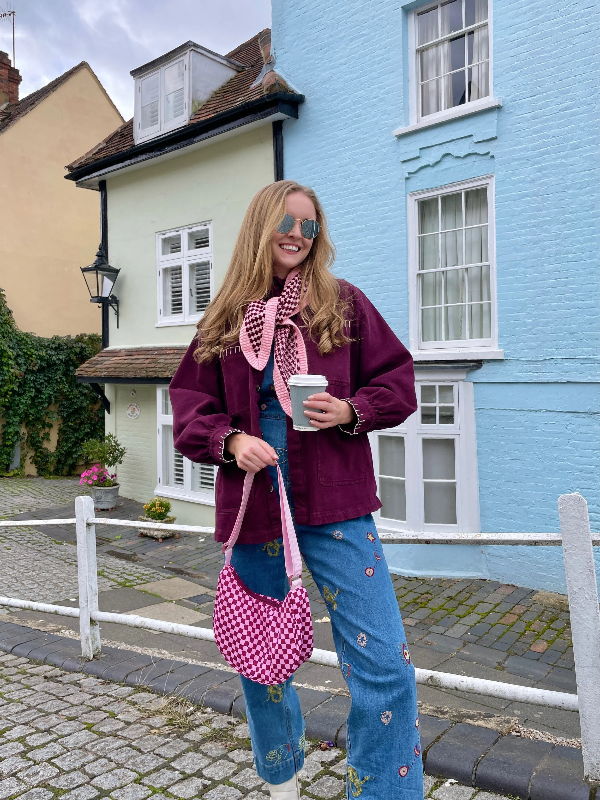 6 transitional outfits that I have dug out of the archive as a reminder to myself of how to dress this time of year 😅🍂

- Triangle scarves are a win
- Fleeces over hoodies
- Merry People boots all day everyday
- Colourful hats only (bobble for bonu