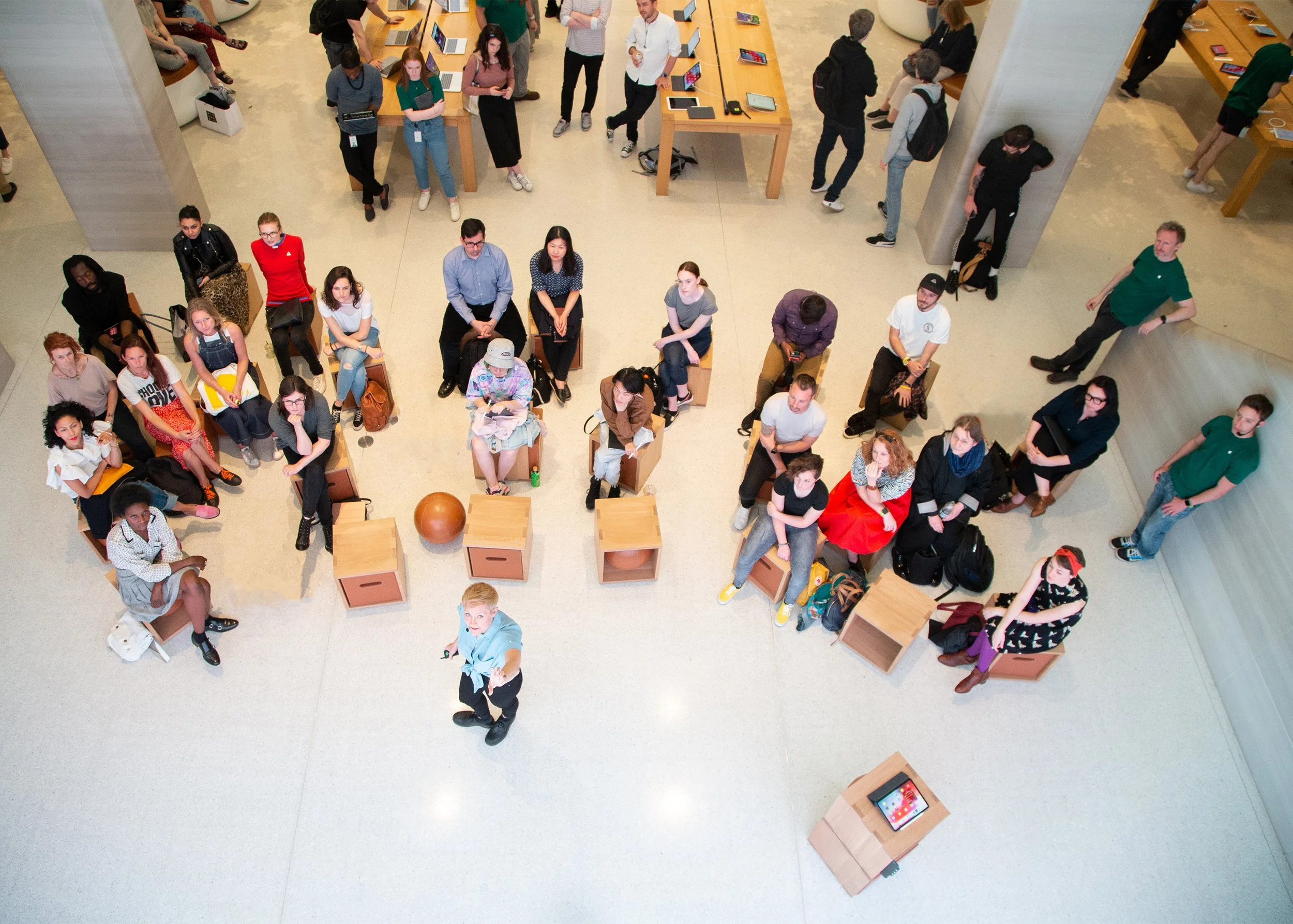 Creative workshop and public speaking event led by Joanna Henly at Apple Store London.