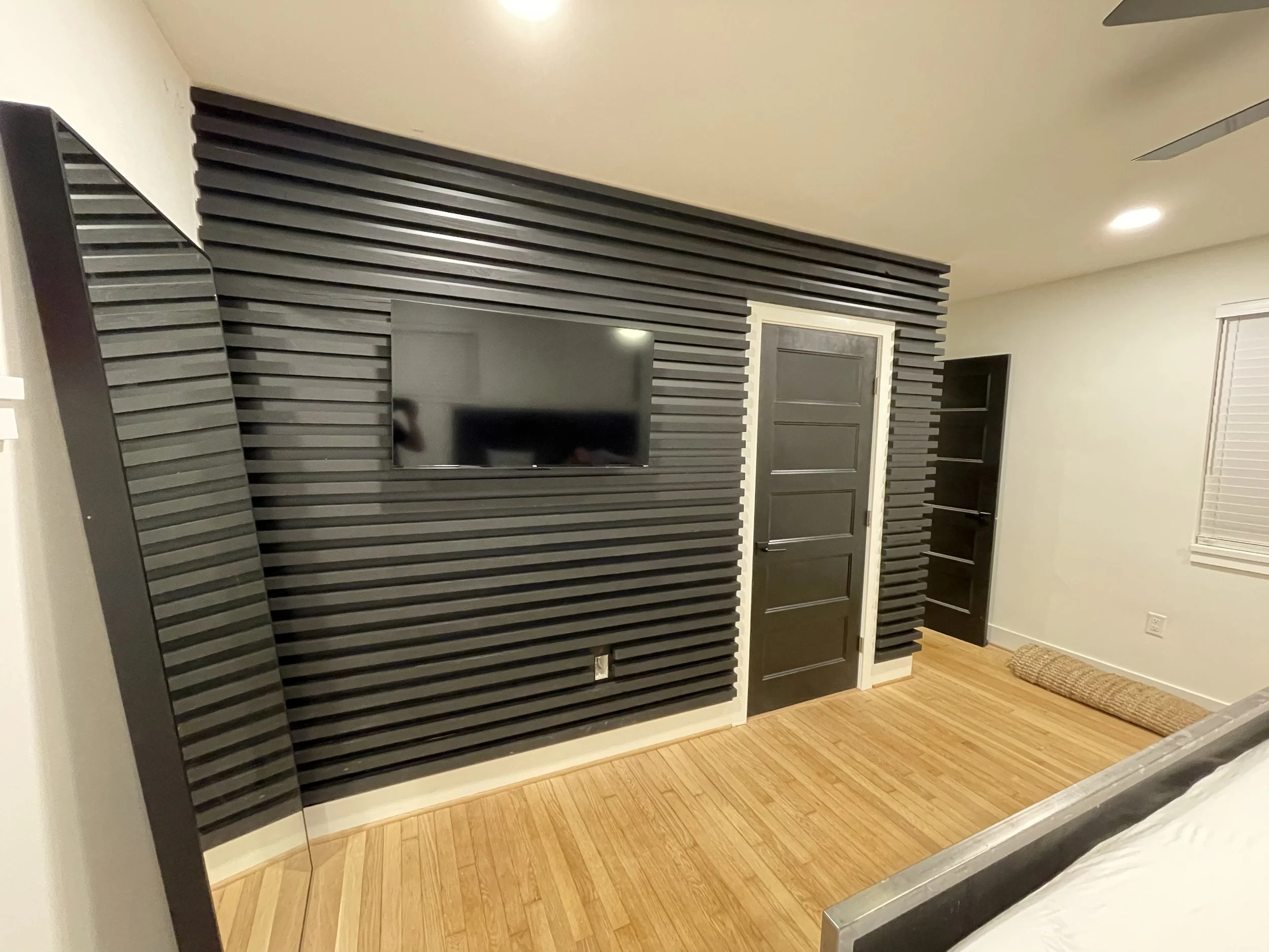 Bedroom-05-Slats Painted Full .JPEG