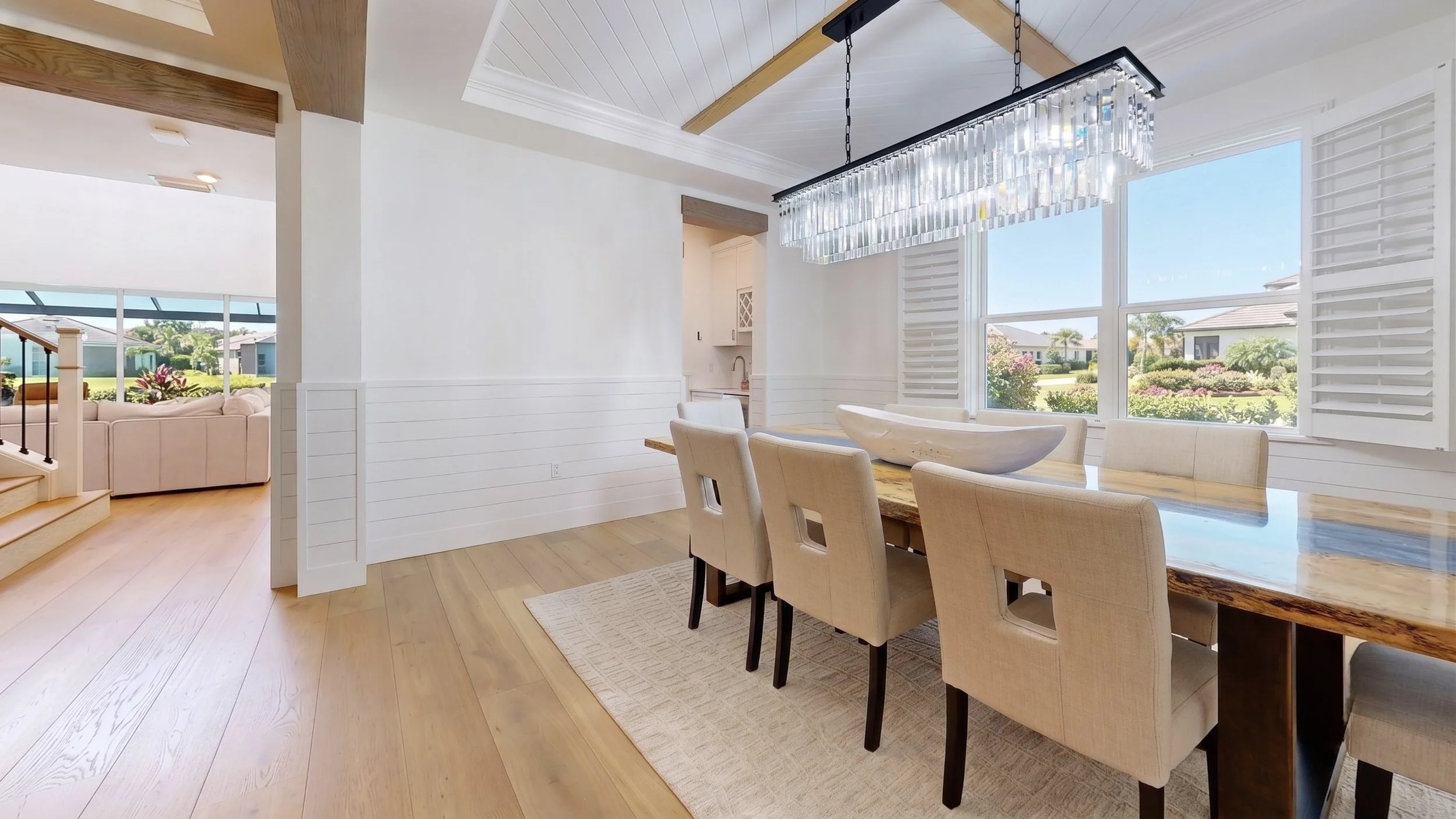Harbor Dining Room.jpg