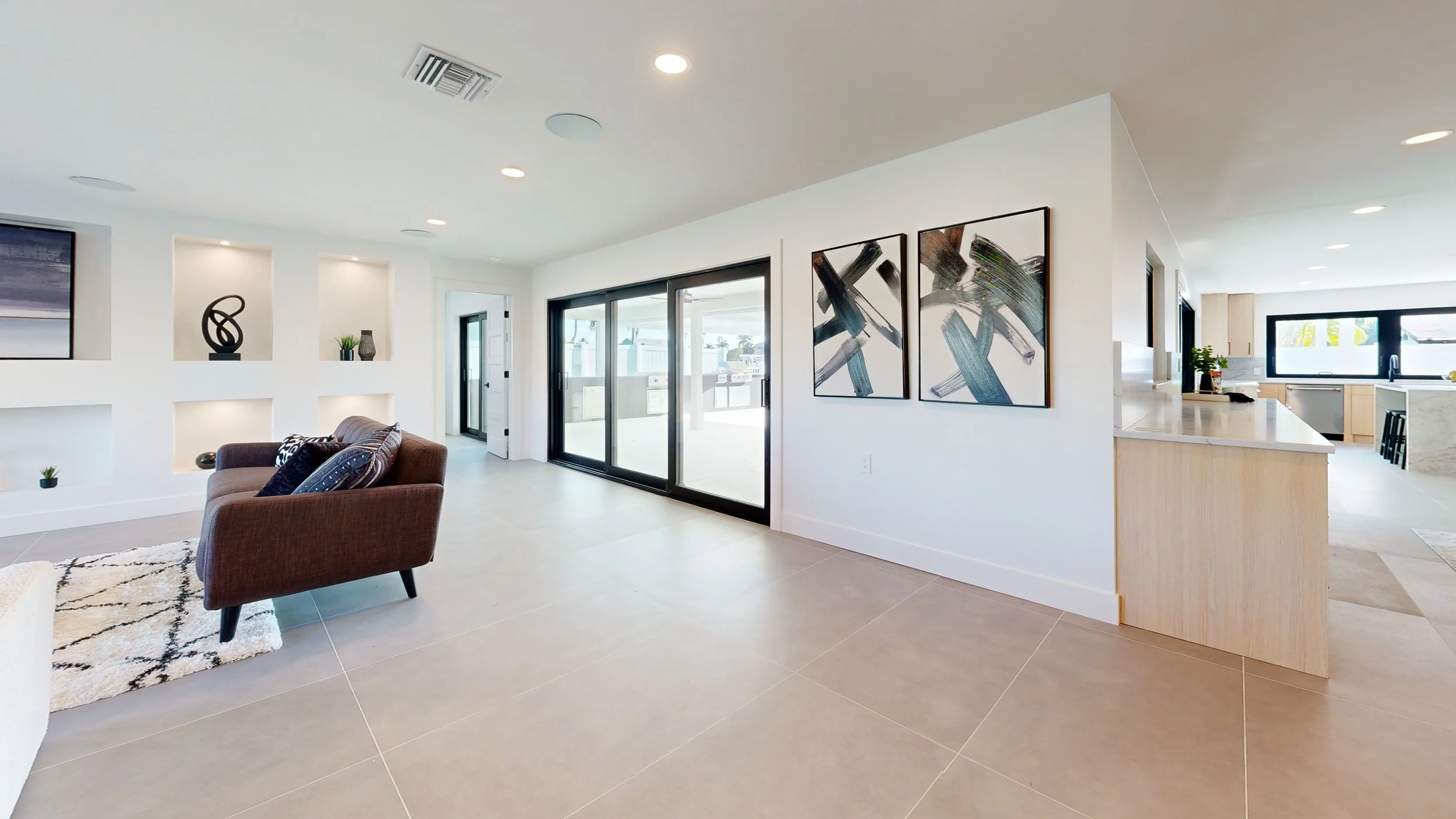 Living-Room (2).jpg