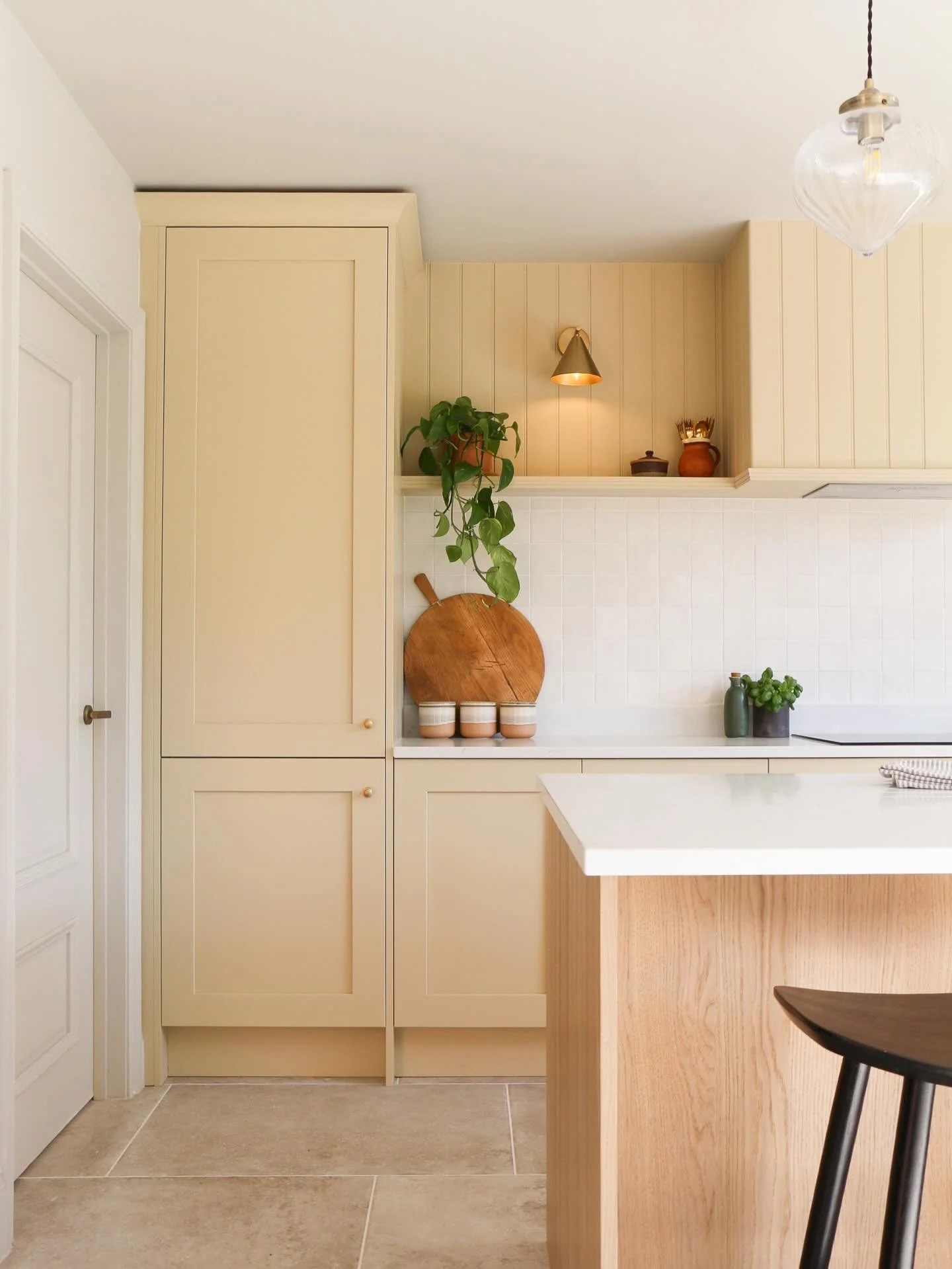 PROJECT CANON STREET
This buttery yellow kitchen takes centre stage at one of our own renovations. In part of a new extension on an end of terrace house, we wanted to be bold but bright with the kitchen. 💛

Utility rooms can be difficult to include 