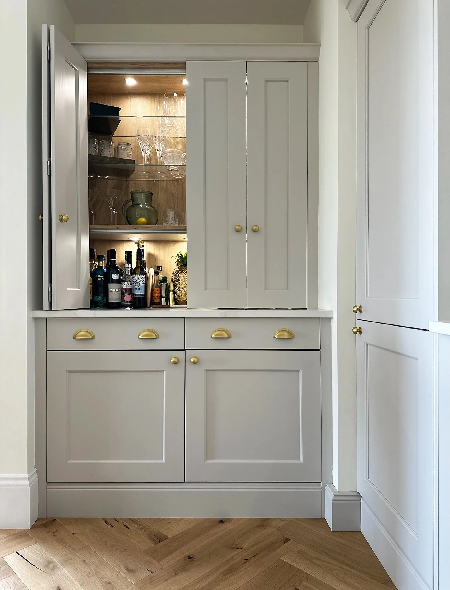Kitchen-8.jpg
