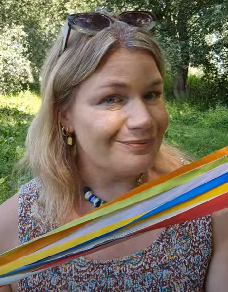 Handfasting: a ritual of unity, commitment and colour