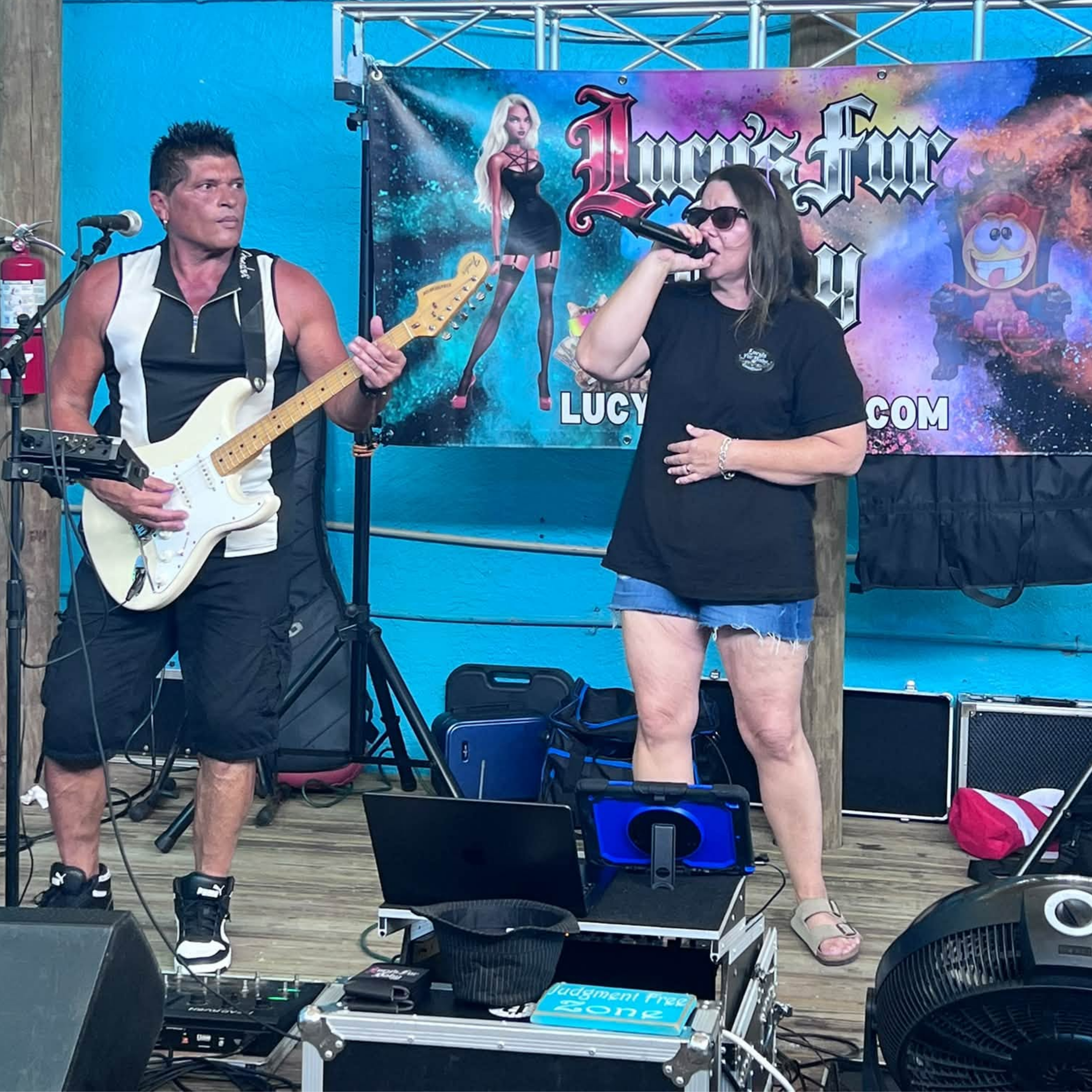 Jawnie and Tino performing at Hunkerdown Hideaway