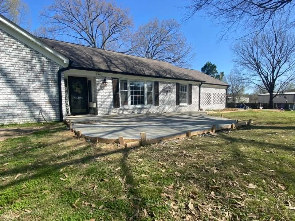 Custom seamless gutter installation completed on a home in Southaven, MS.