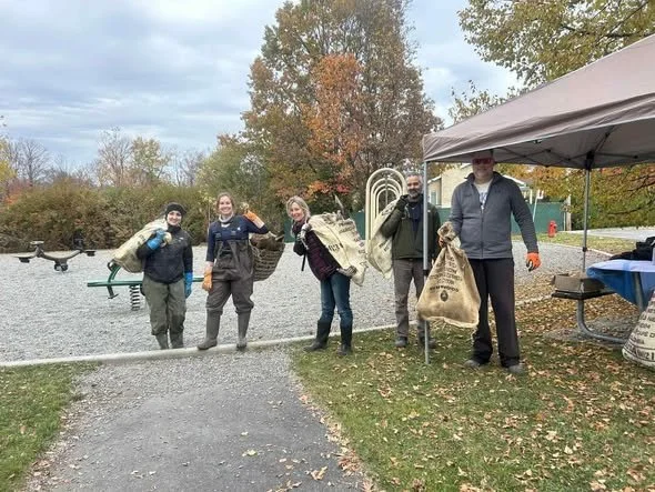Nettoyage de berges - Tributaires du Lac Baie d’Or