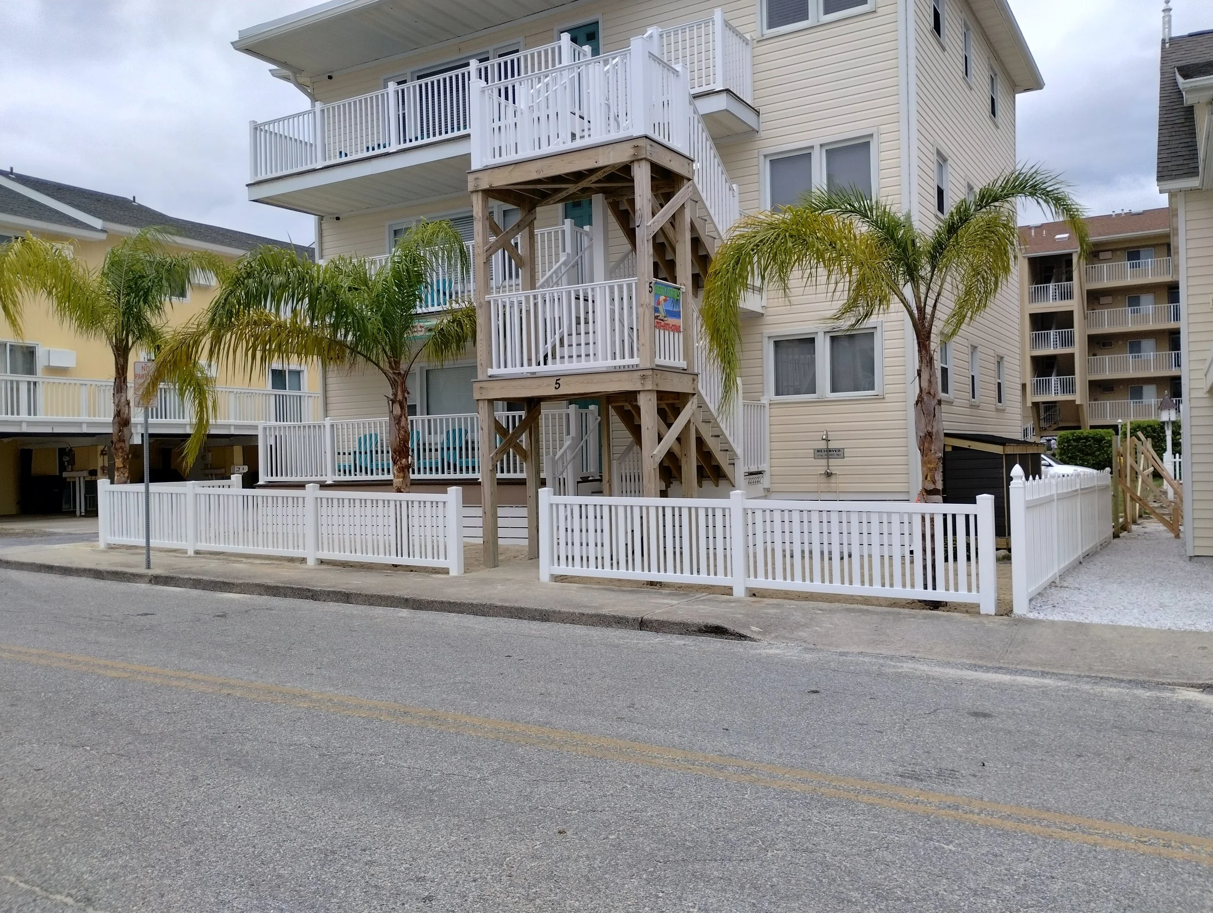 vinyl fence and railings installation company deleware