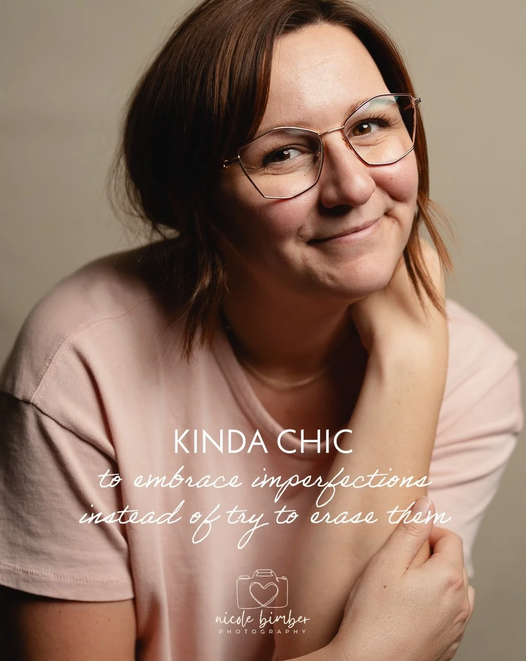 Hopping on this trend probably too late.

Lil&rsquo; mix of photography and personal here. 🤪

#kindachic #trending #selfportrait #photographer