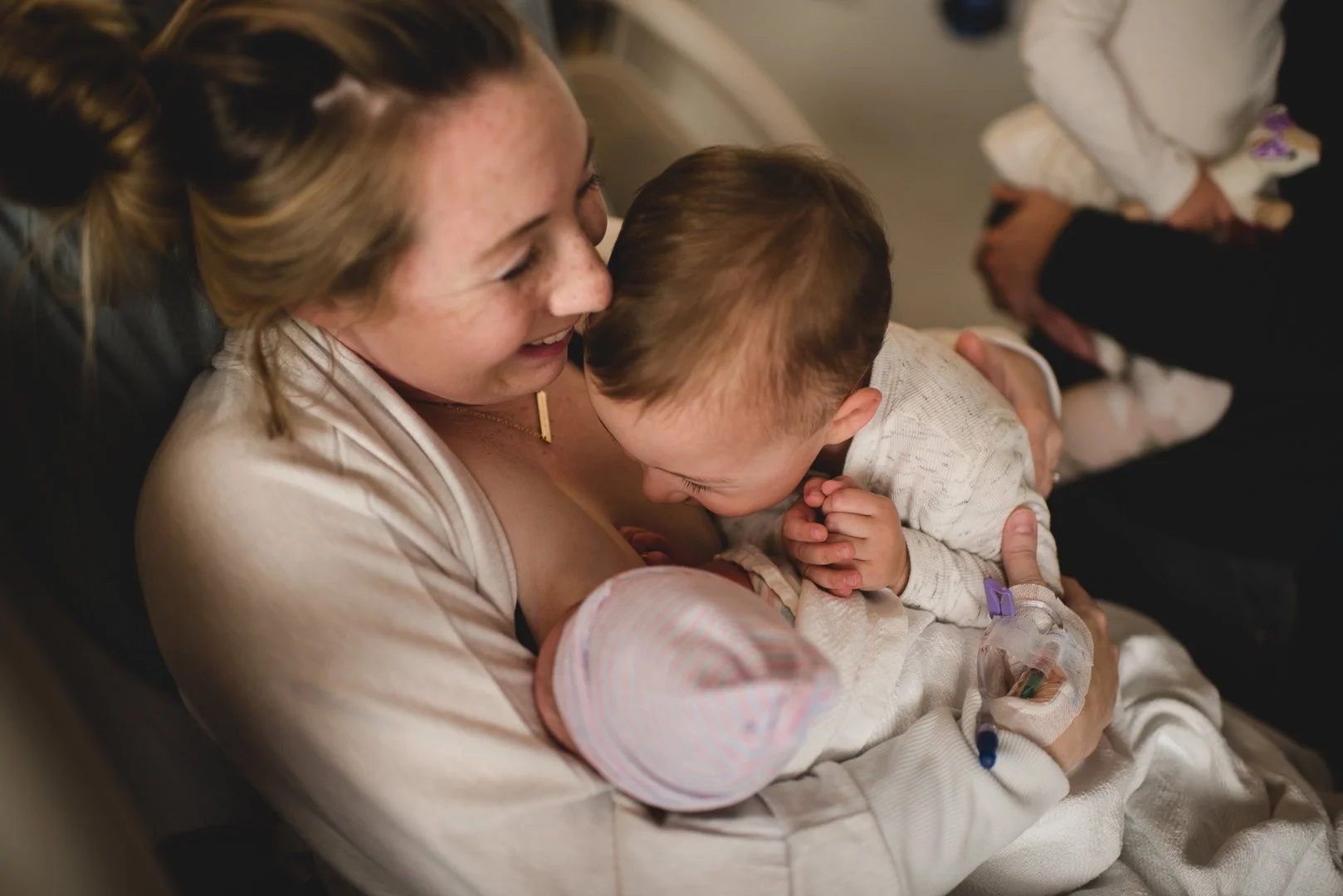 RosieBirth4.18.18Siblings-4 copy.jpg