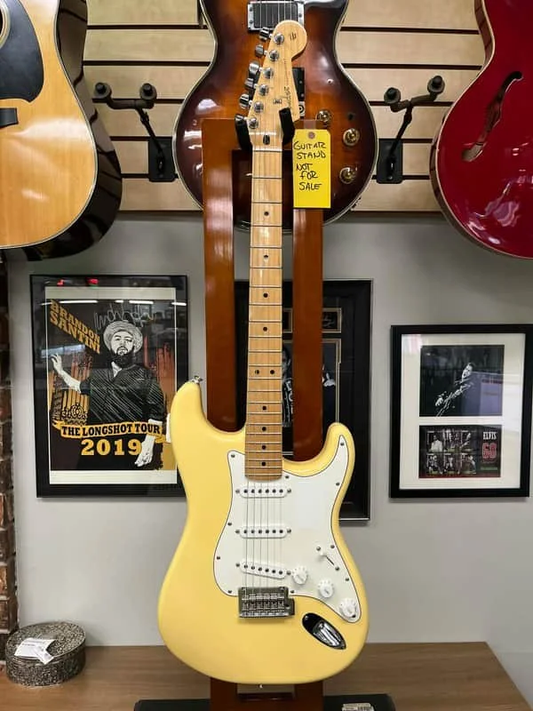 2021 Fender Player Stratocaster with Maple Fretboard - Buttercream