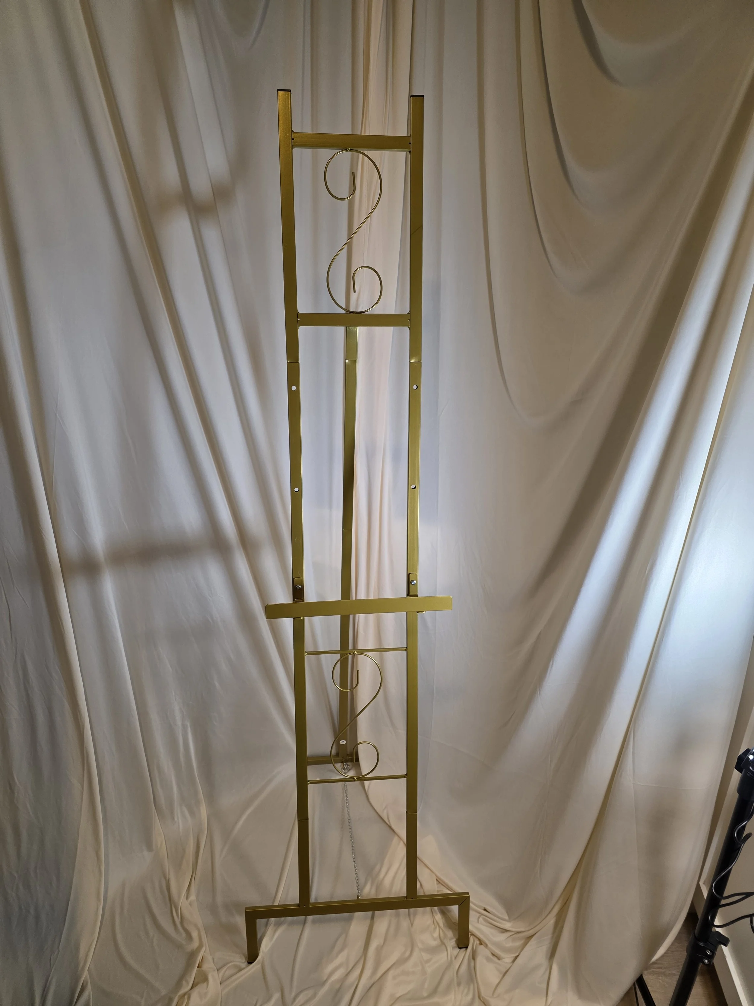 easel.jpg