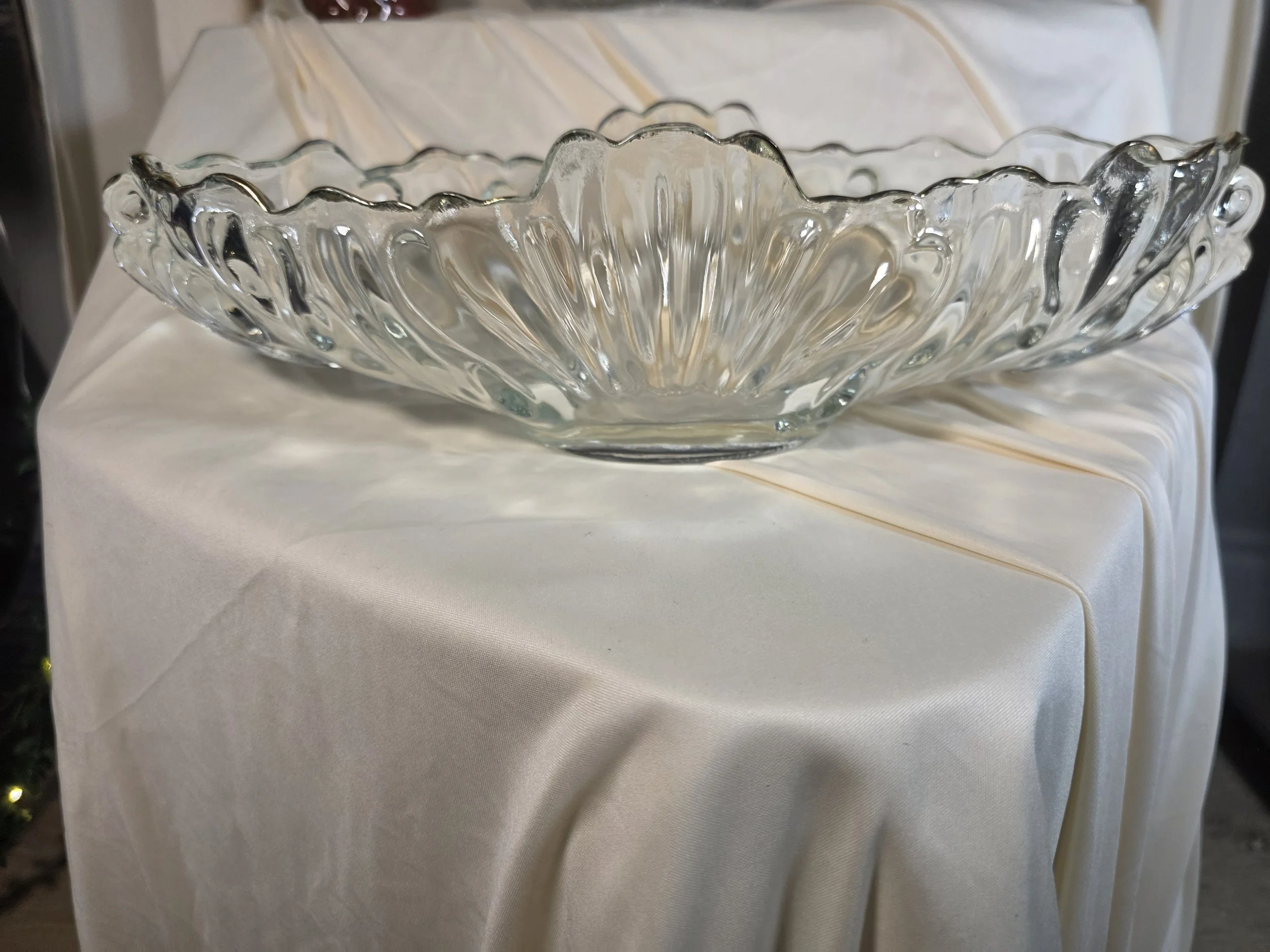 glass bowl long.jpg