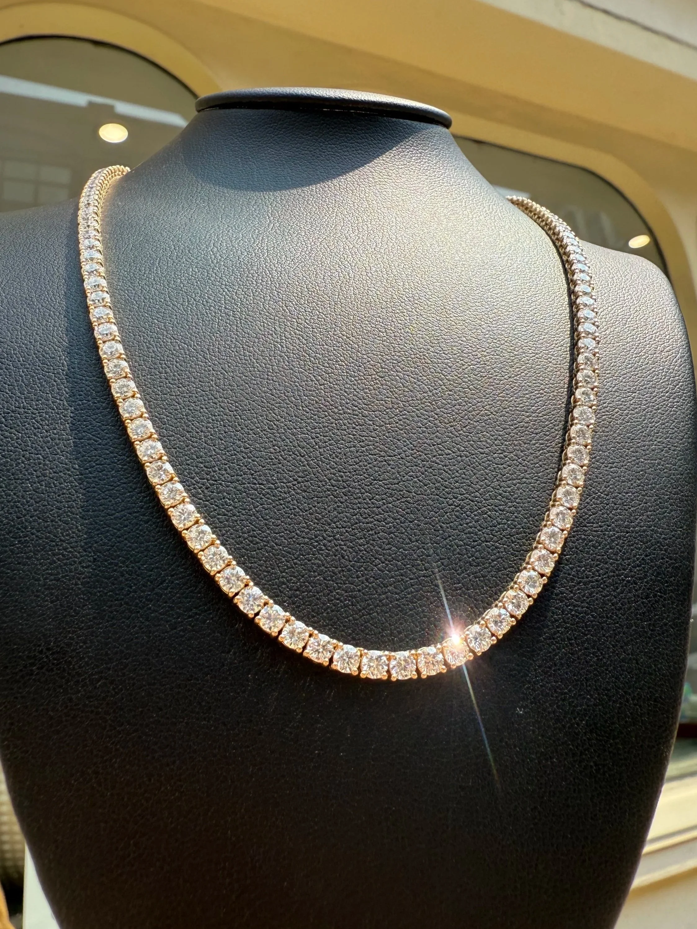 14.70 Carat Diamond Tennis Necklace - 14K Yellow Gold