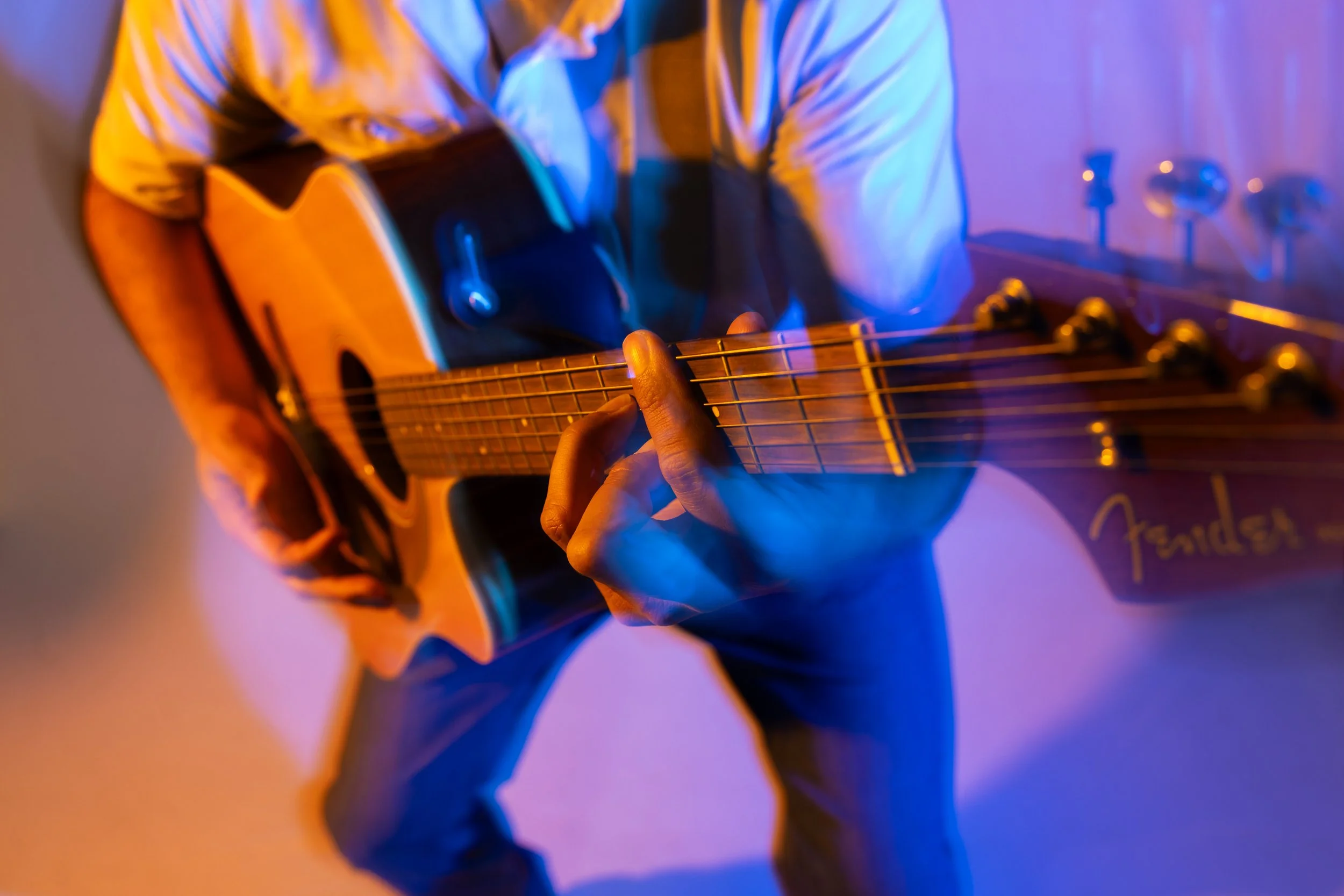 Guitar Movement Studio light0034.jpg