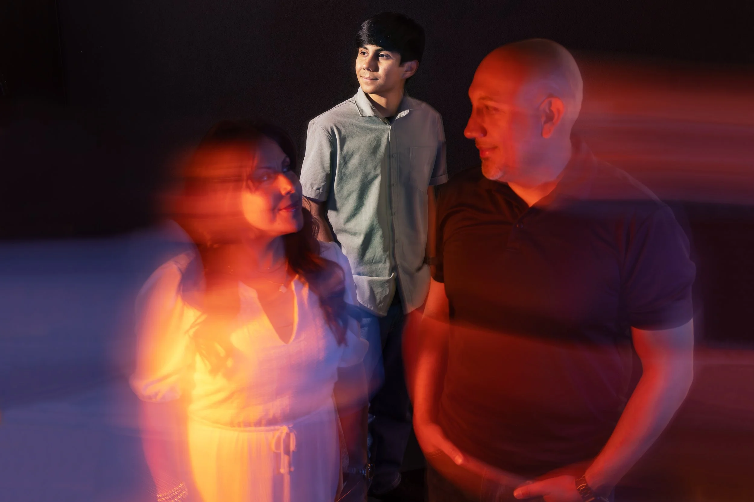 FamilyMovement_StudioLight0636.jpg