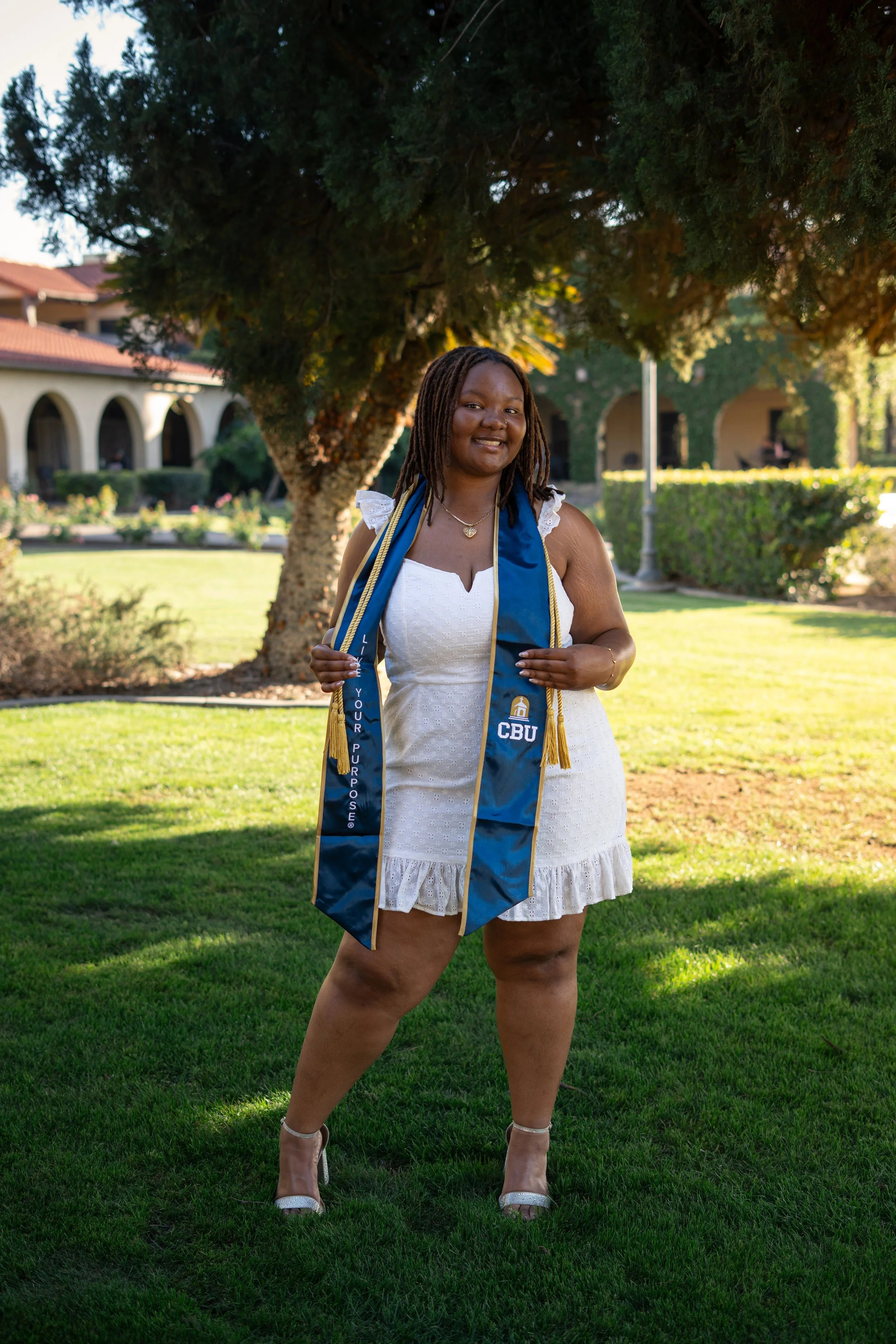 SydneyGraduation_260409_Alvarado_10.jpg
