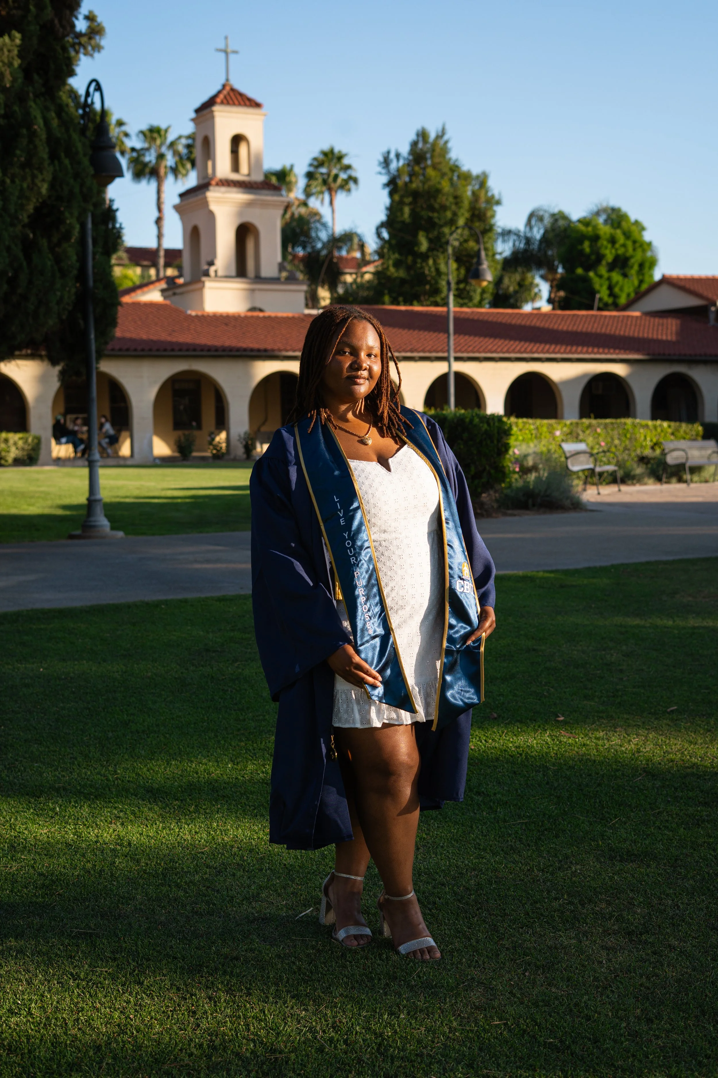 SydneyGraduation_260409_Alvarado_29.jpg