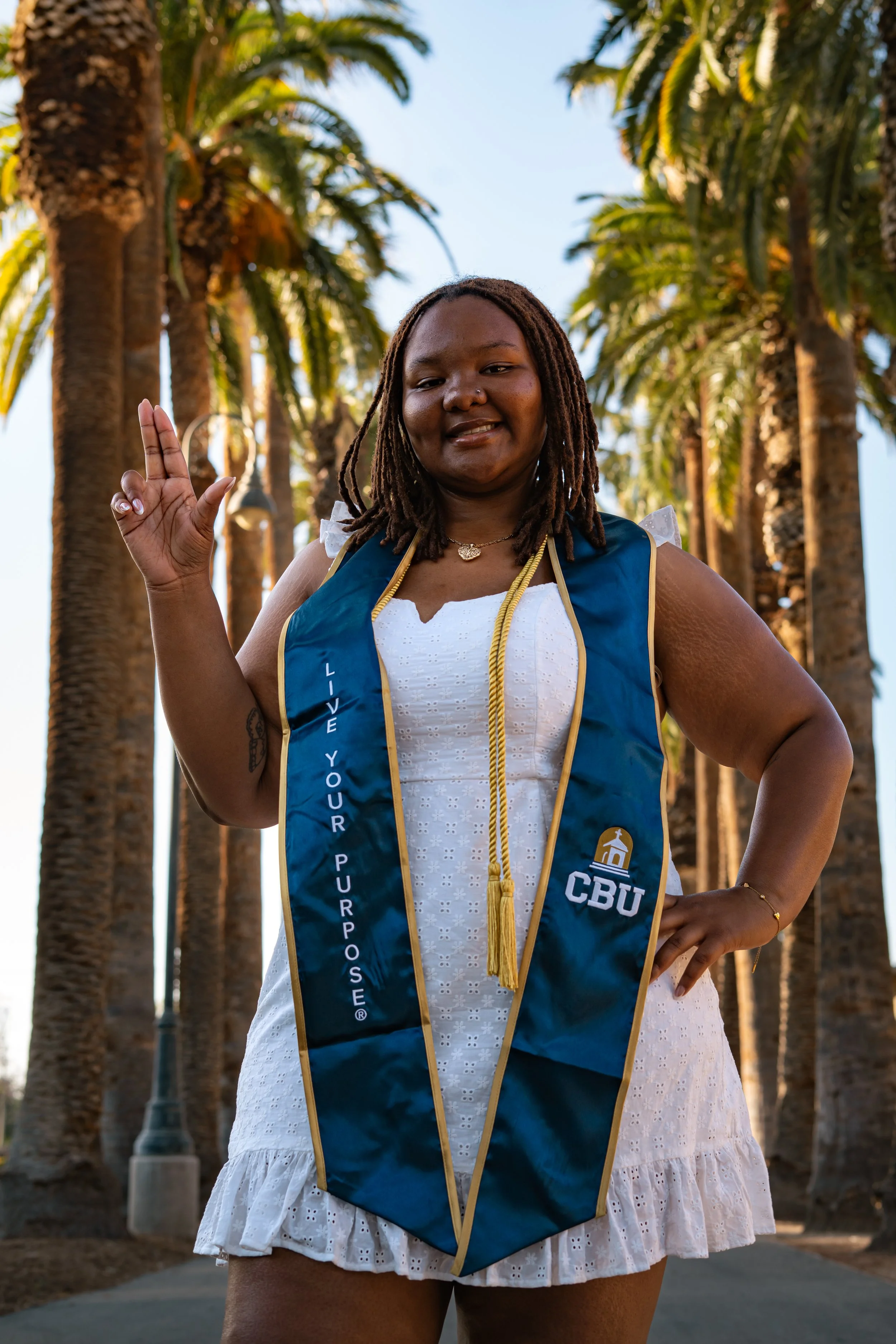 SydneyGraduation_260409_Alvarado_19.jpg