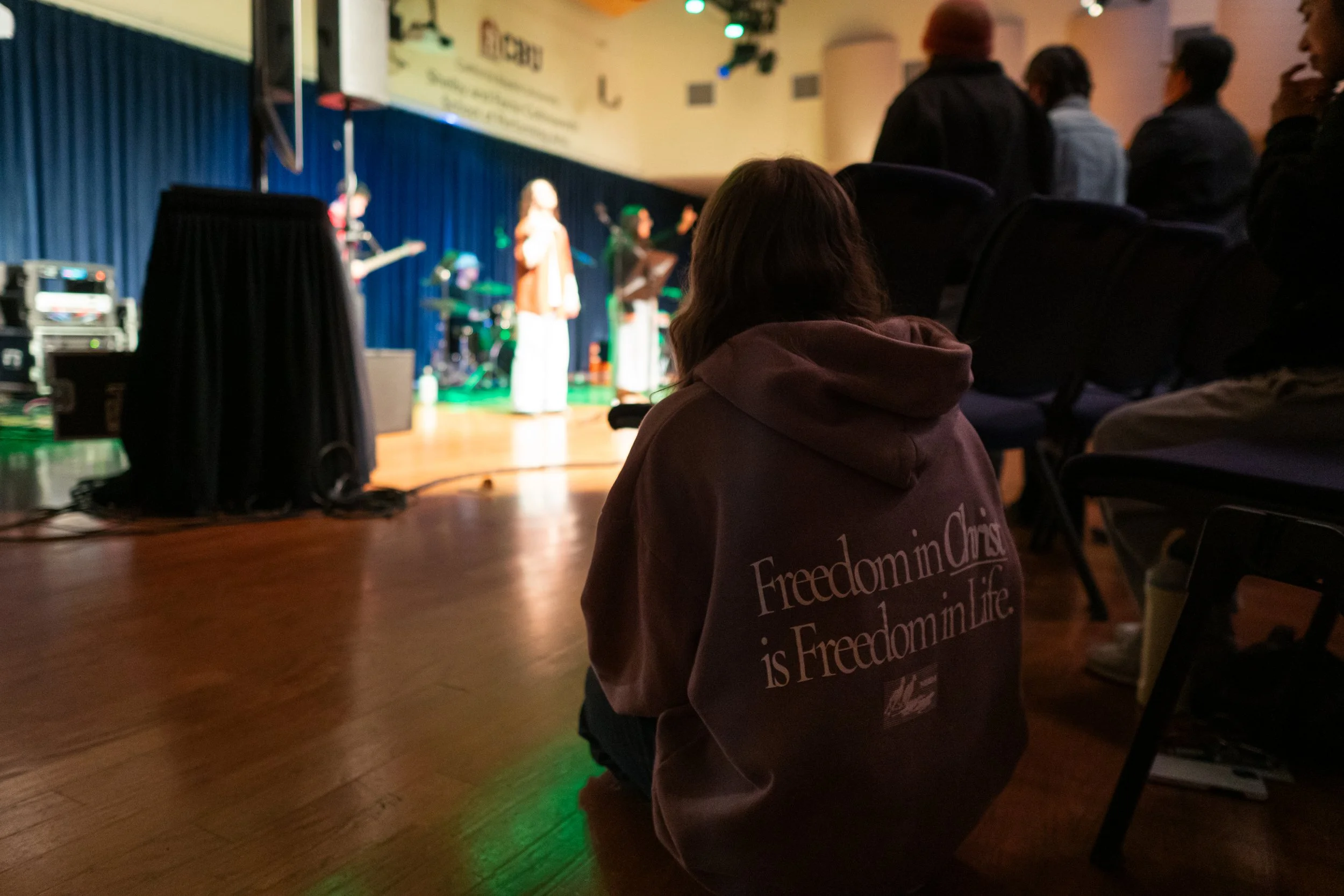WorshipCircle_251120_Alvarado_37.jpg