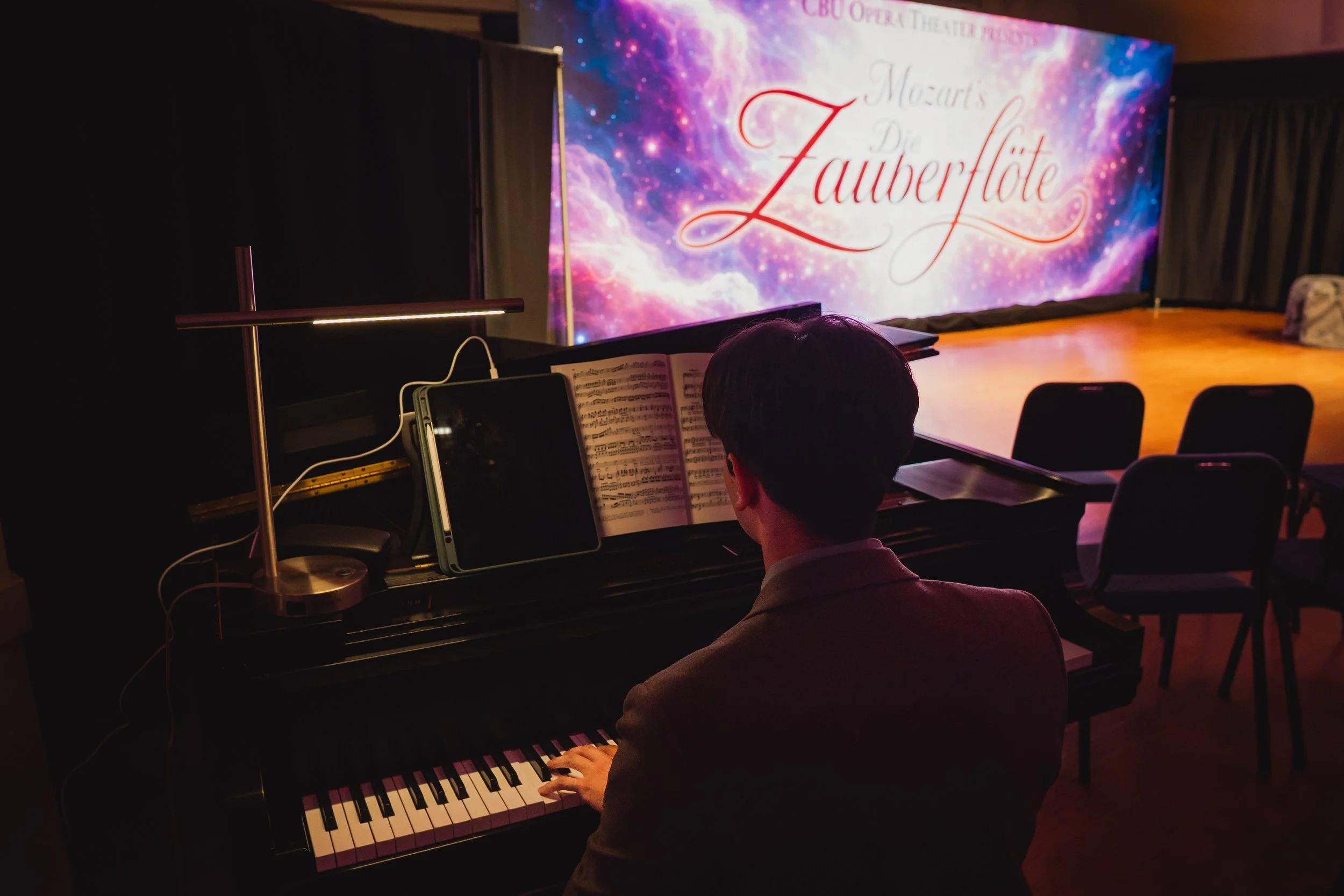 OperaTheater_260329_Alvarado_02.jpg