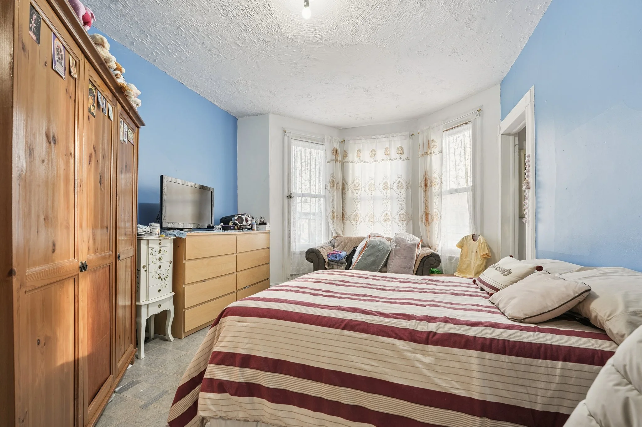 BuildingPhoto (18).jpg