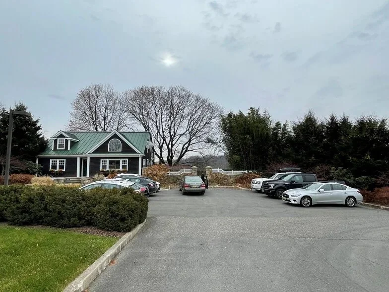 1481 US Highway 22, Annadale, NJ