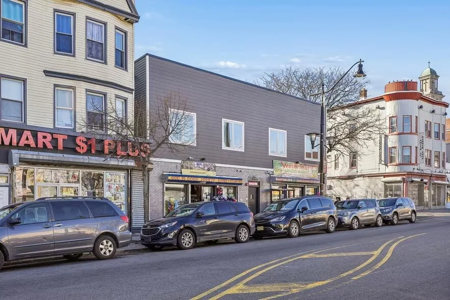1018 S Orange Ave., Newark, NJ