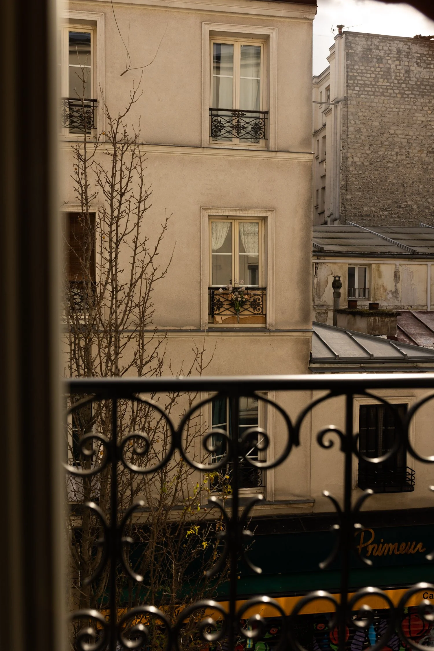Babel Belleville_ A Parisian Hotel Inspired by History and Diversity-022.jpg