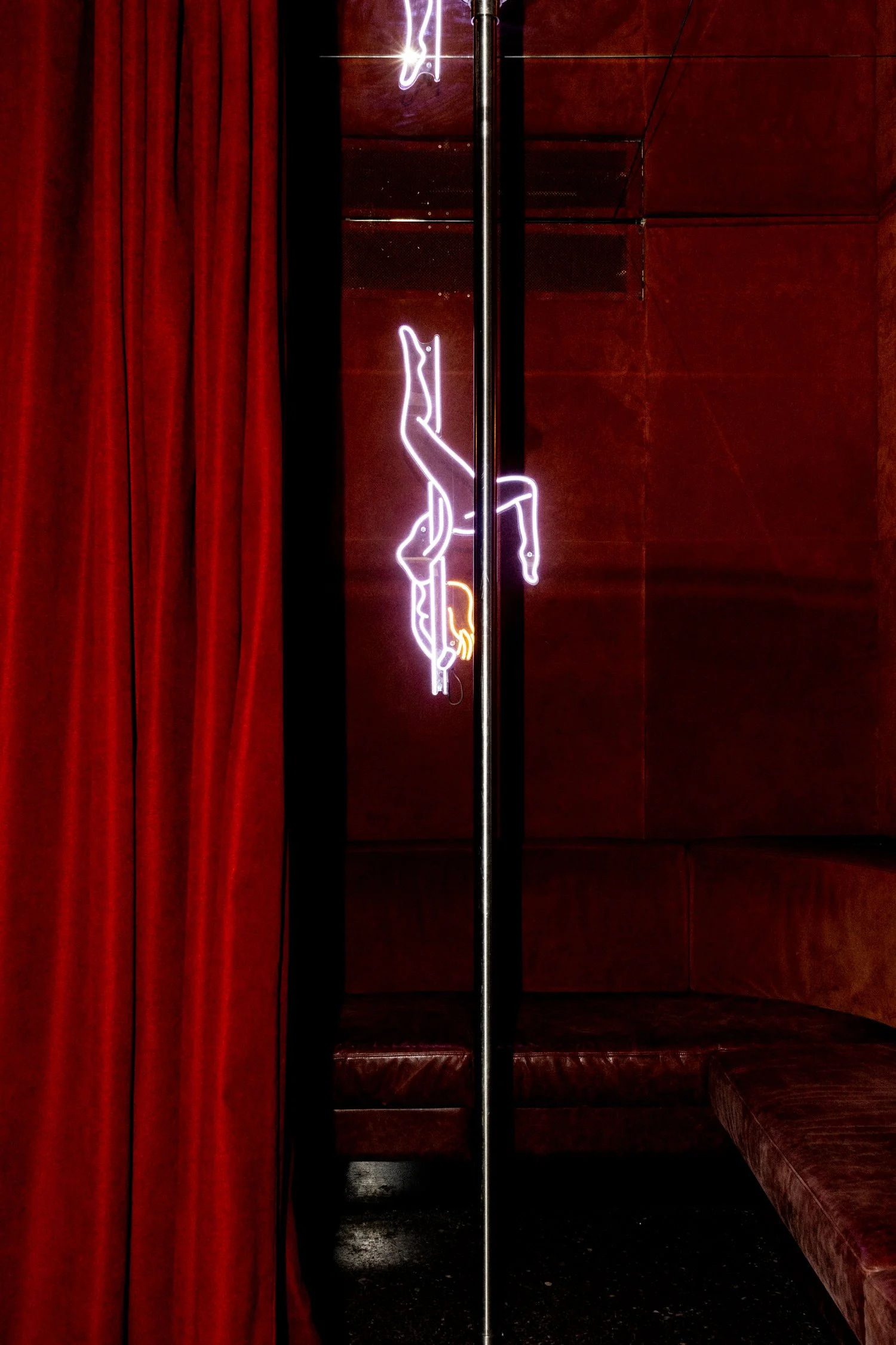 Hotel Apéro Club_ Where Pink Poodle Society members meet over drinks-277.jpg