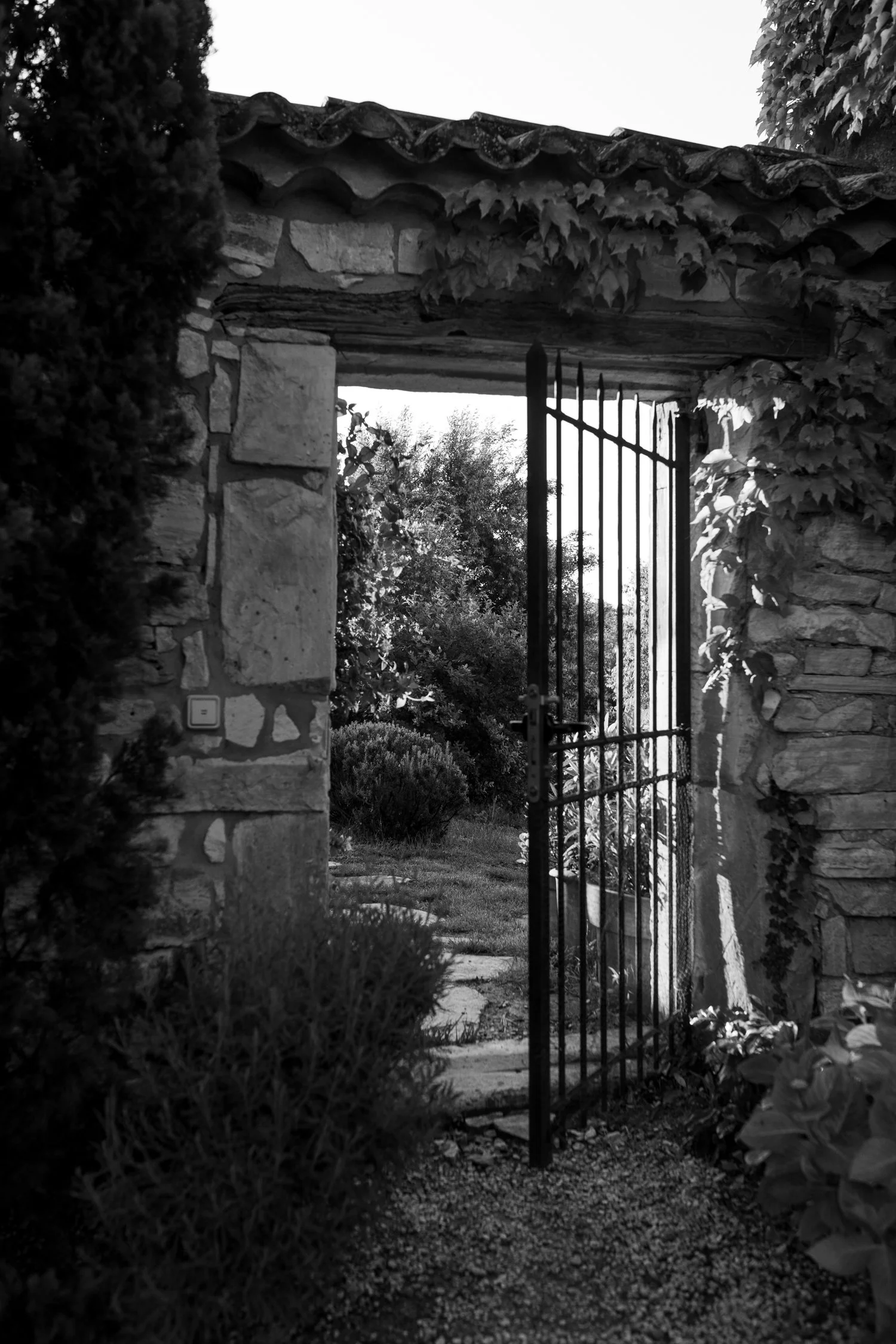 La Maison Papillons: Montclus Countryside's Unique Hideaway