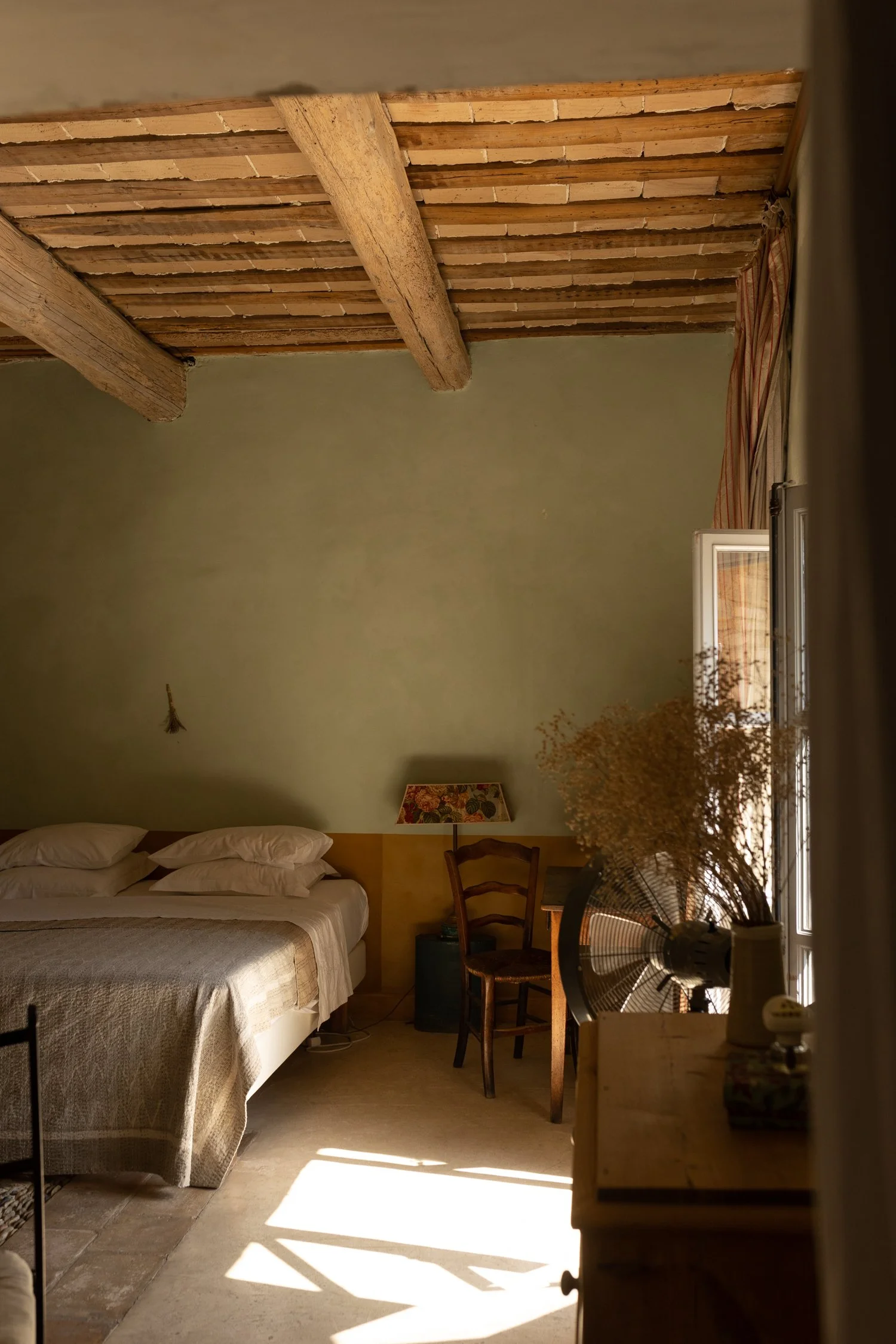 Les Sardines aux yeux Bleus: A Serene Haven in the South of France