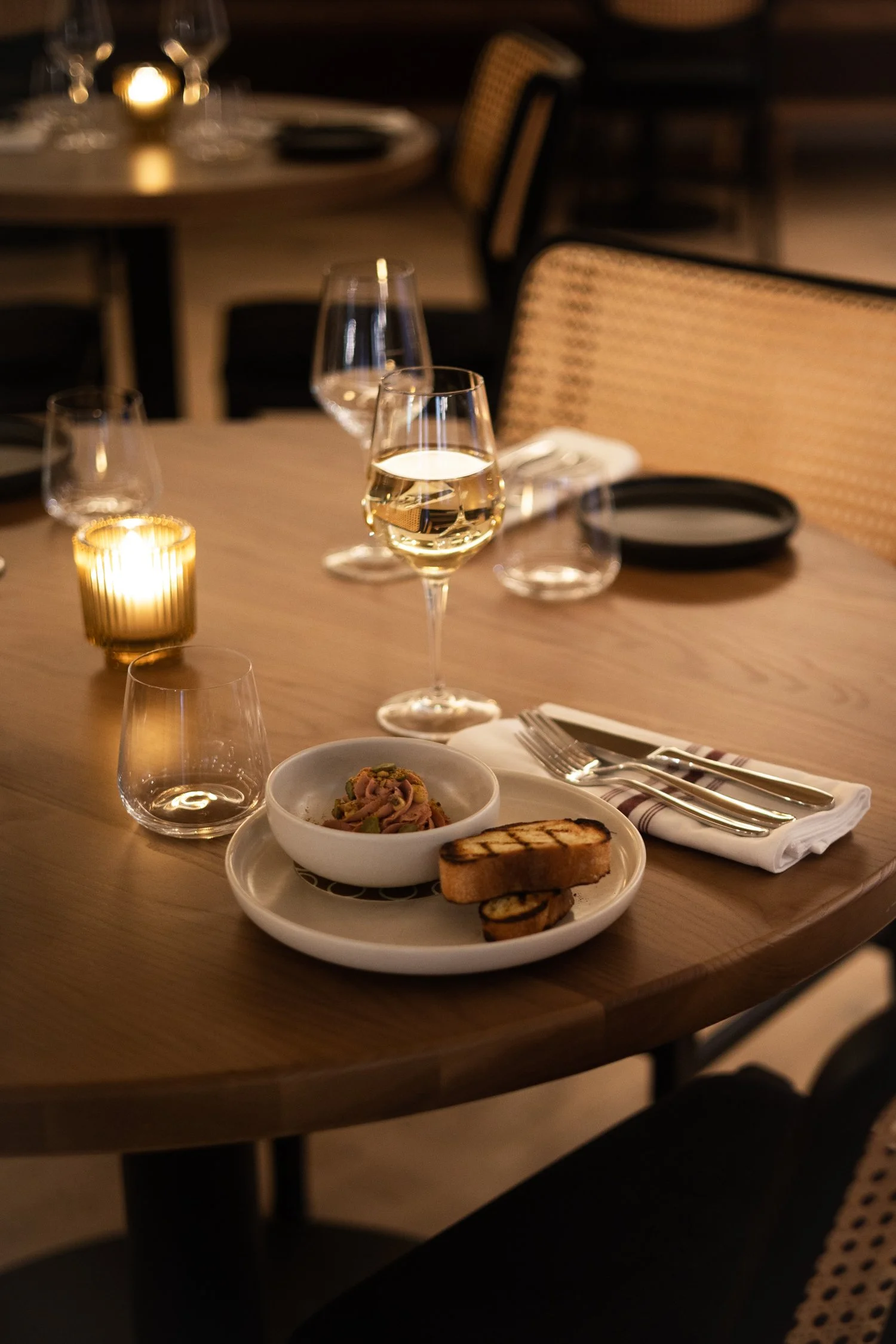The Metcalfe Hotel in Ottawa_ Unwind in Luxury-06.jpg