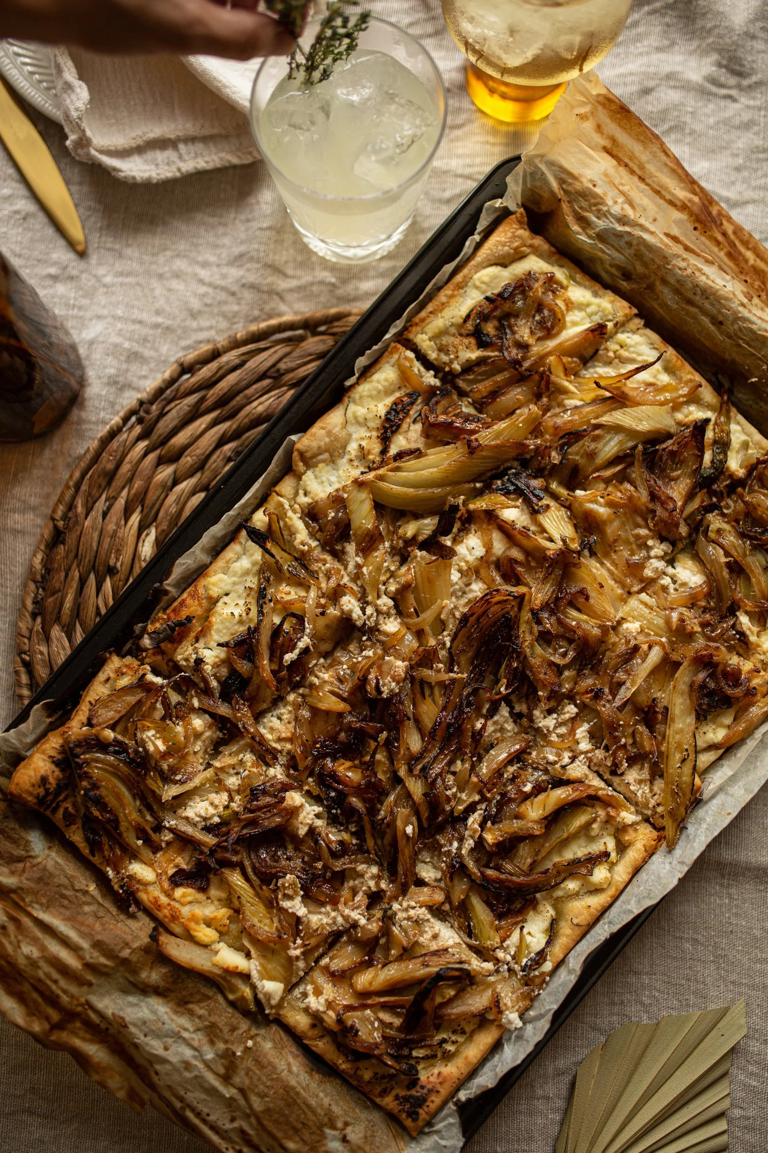 A fennel, ricotta and onion puff pastry pizza