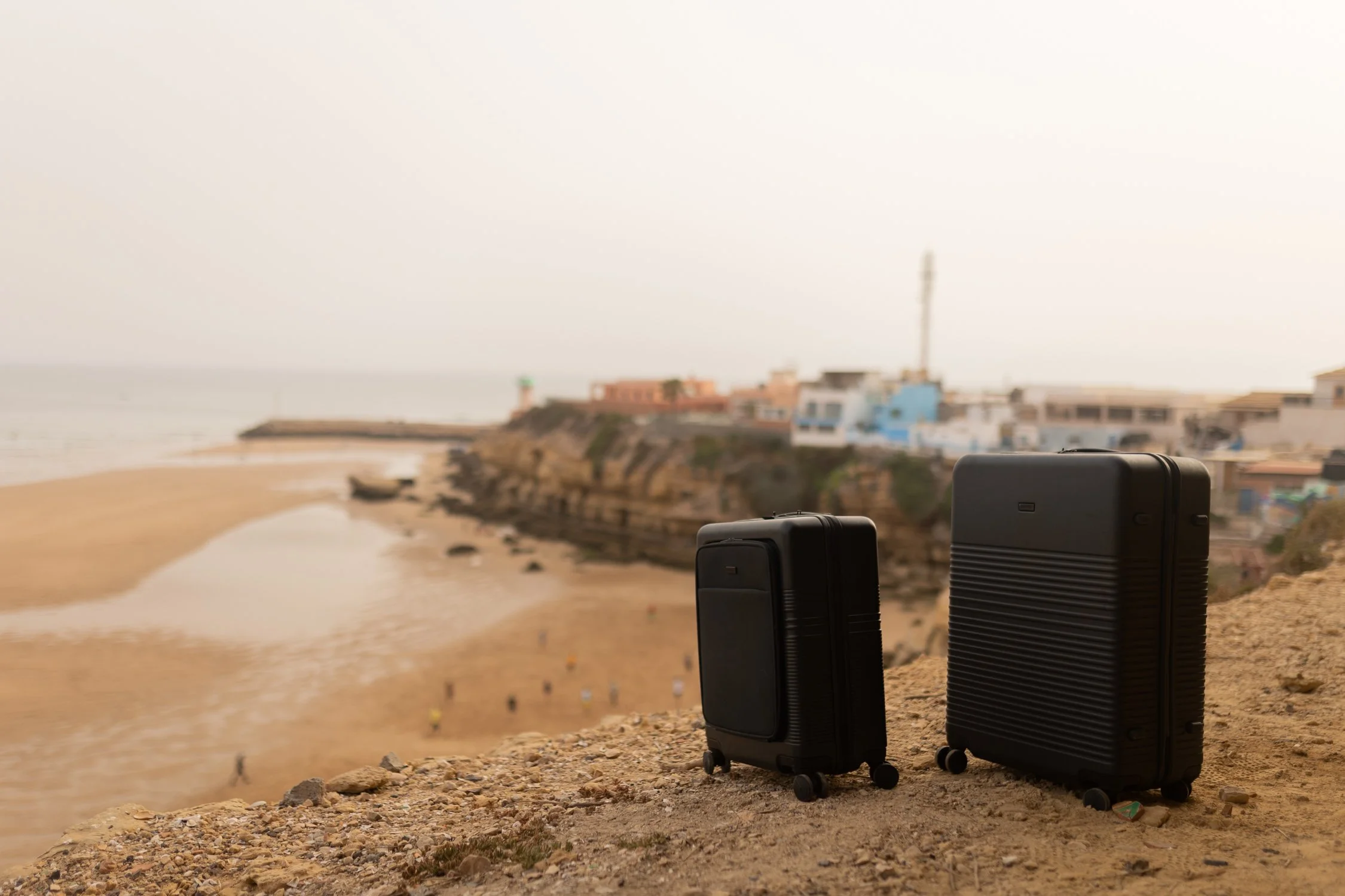 NORTVI, a sustainable suitcase brand from Amsterdam-09.jpg