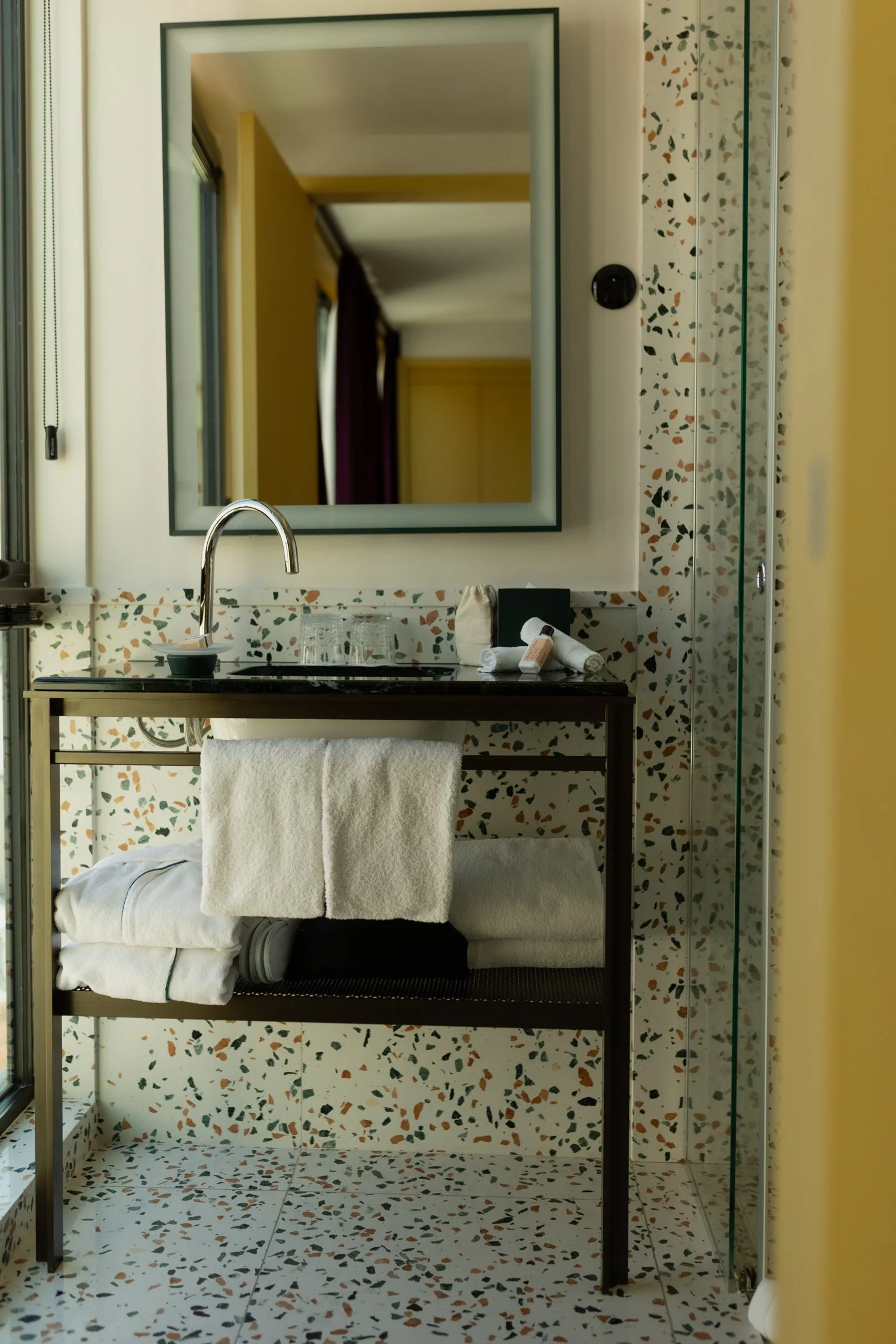 Hôtel Le Ballu, Paris_ Manuka Honey Rituals at the New EÏA Spa-14-2.jpg