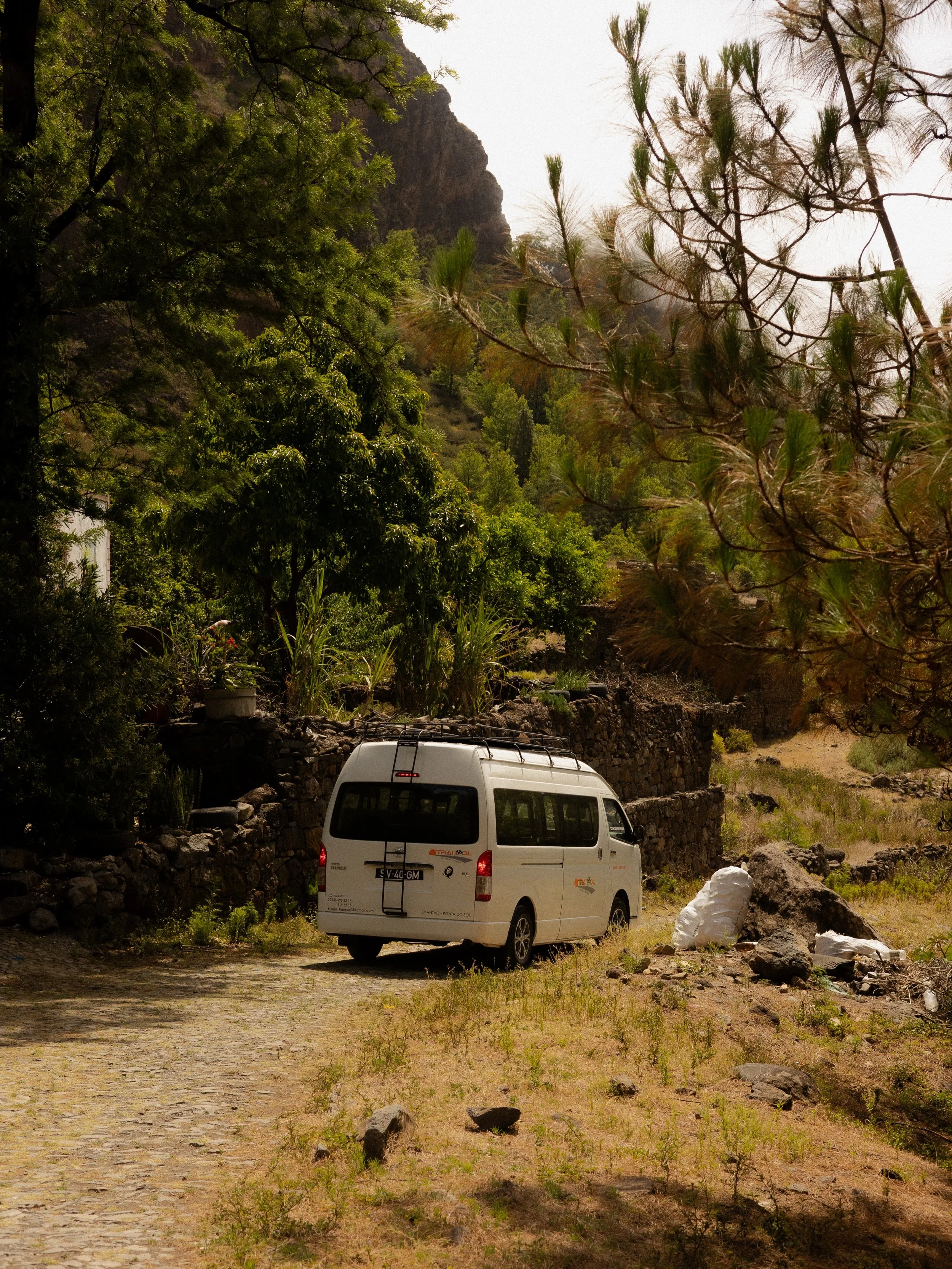 Somewhere in Santo Ant&atilde;o 🌿

#travel #caboverde #capvert #westafrica #slowtravel