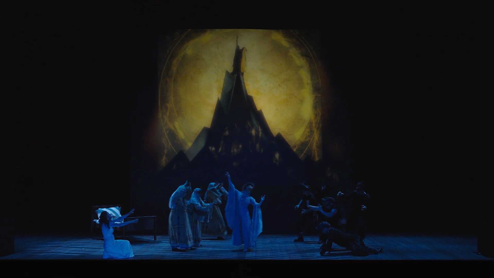 hildegard_multicam_edit_01_-_260125 (1-14-04-14).png