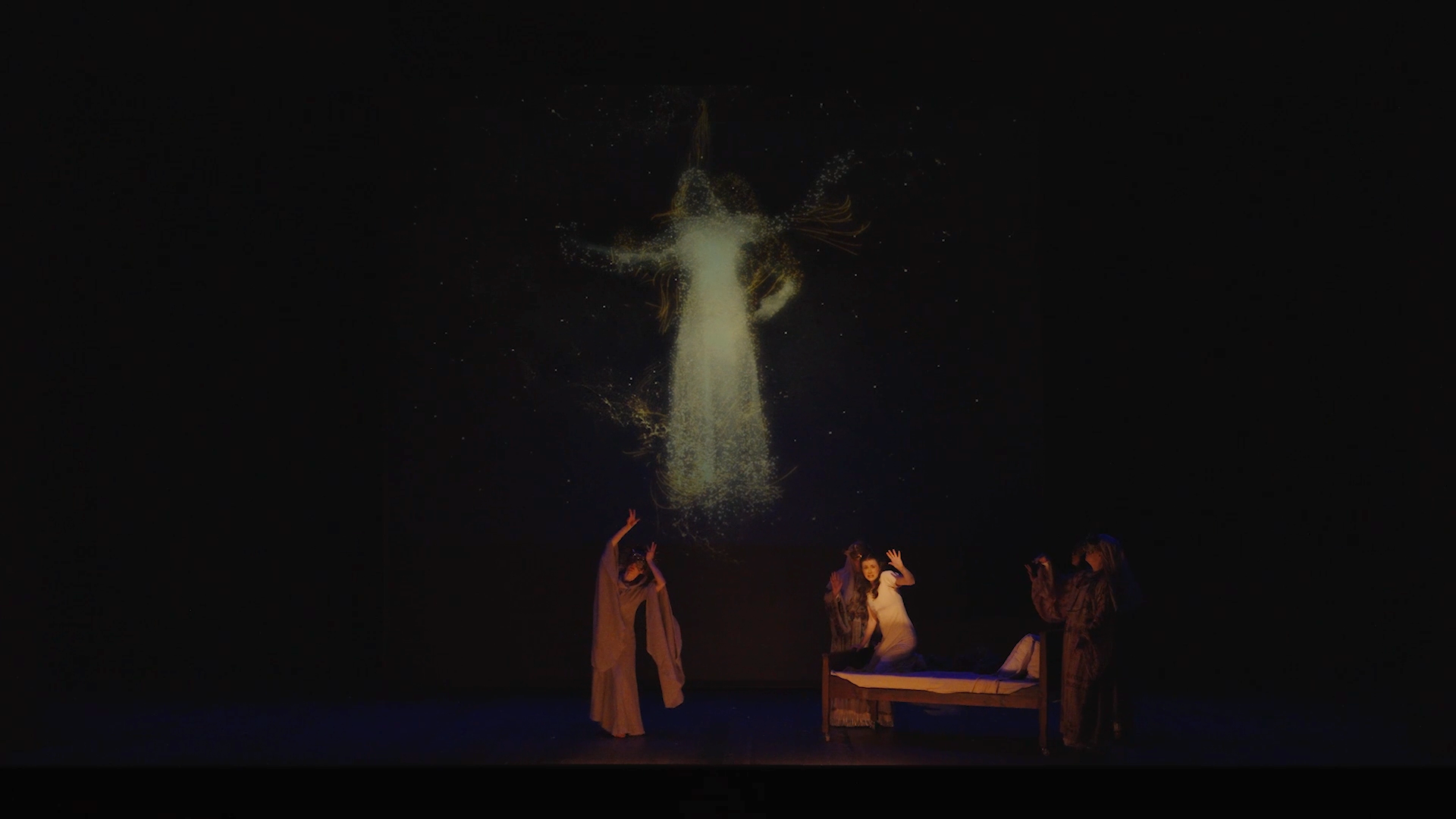 hildegard_multicam_edit_01_-_260125 (1-12-17-00).png
