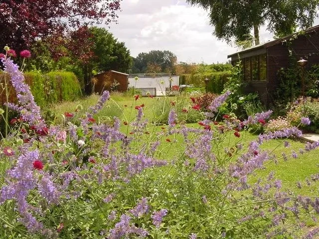 Waterside Garden, Oulton Broad