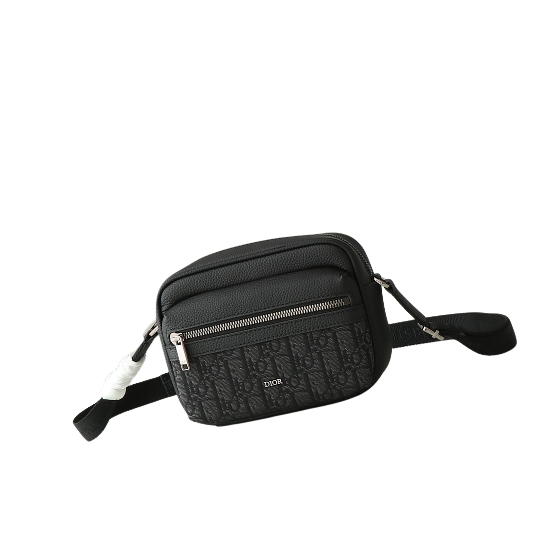 Di*r Rider 2.0 Zipped Messenger Bag in Black Oblique Jacquard