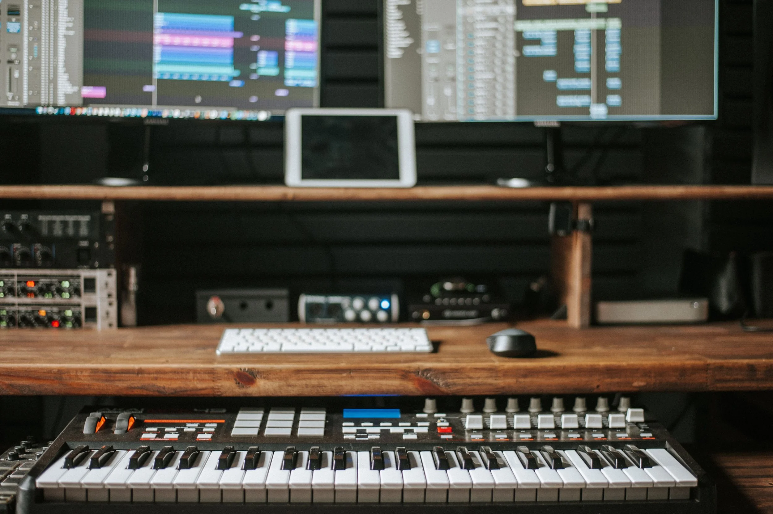 The Producer Wants 50%. What Artists Should Know Before Agreeing to Producer Splits
