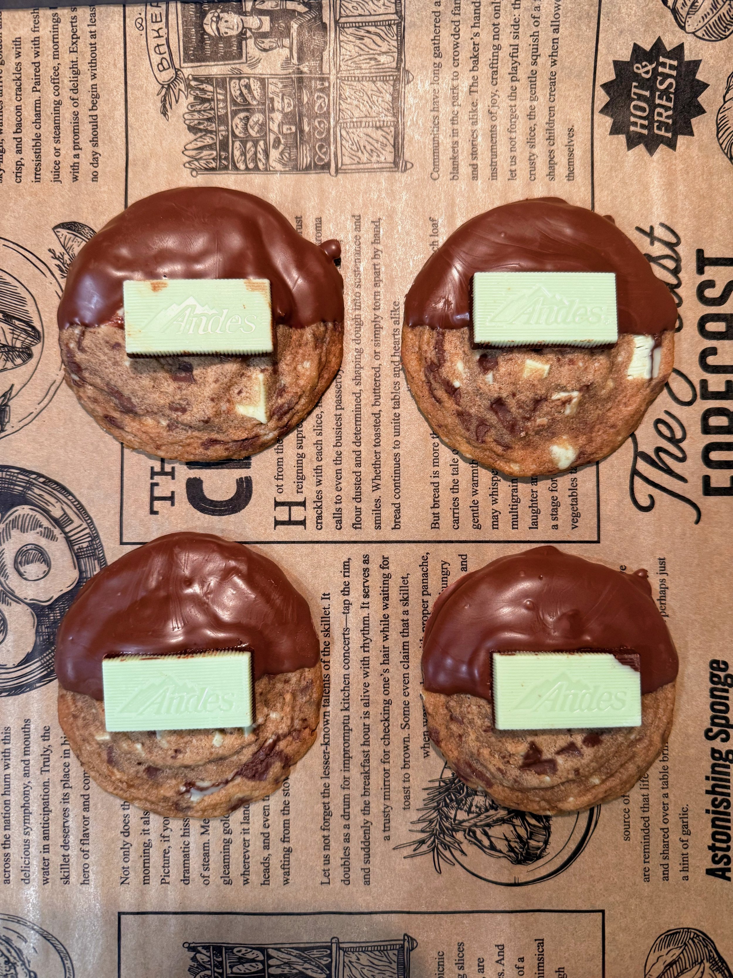 Mint Chocolate Chip Cookies