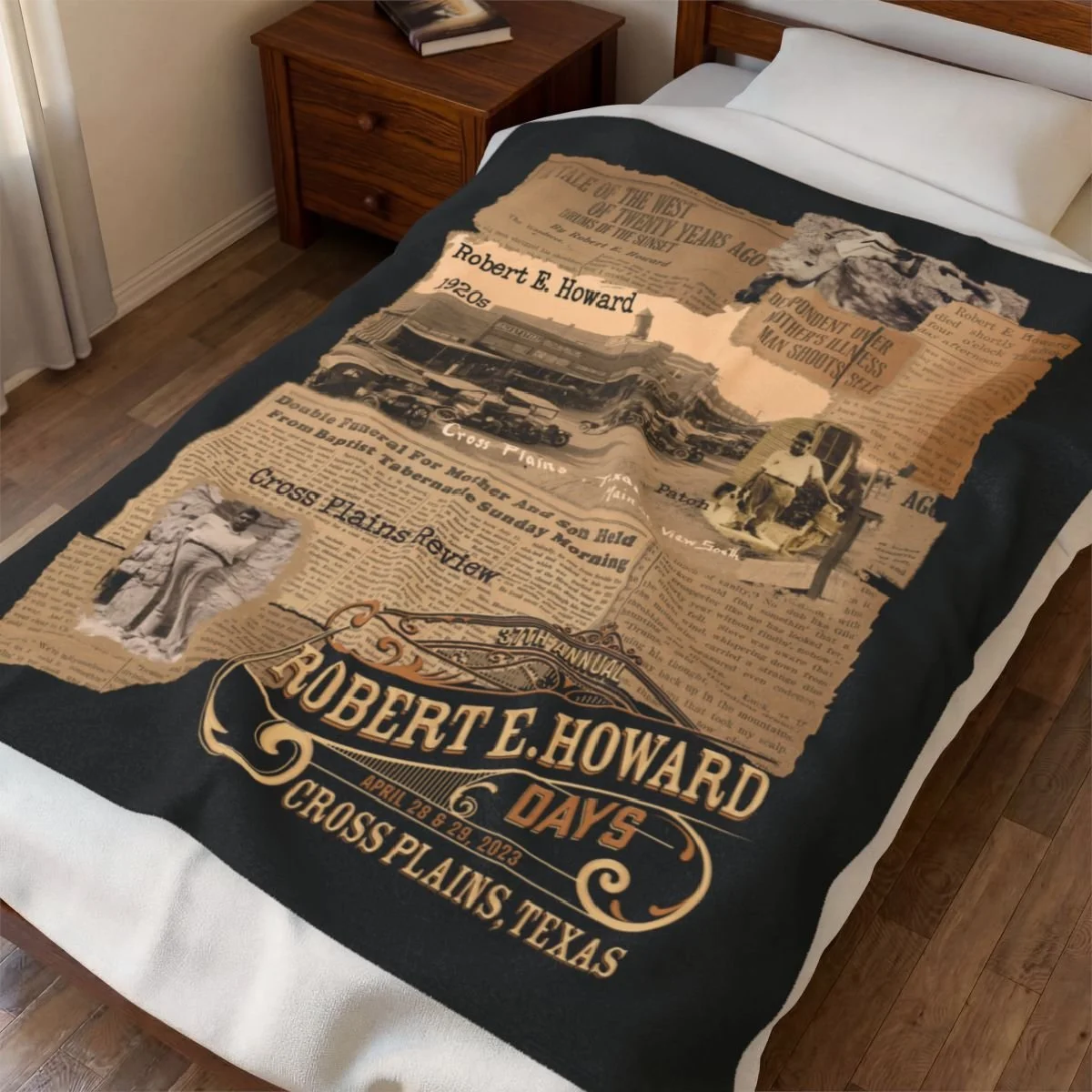 Robert E. Howard Blanket – Vintage Newspaper & Cross Plains History Design – Soft Velveteen Throw (3 Sizes)