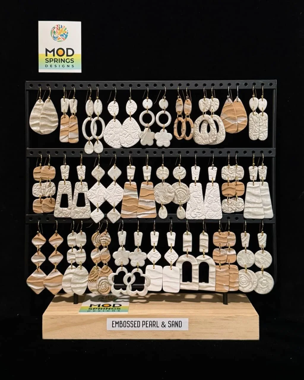 Embossed Pearl & Sand Collection