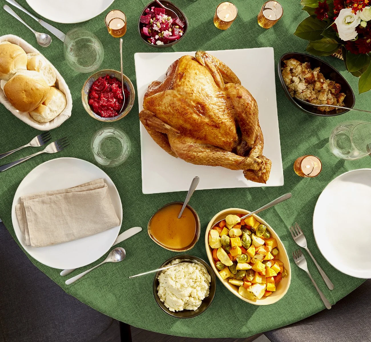 2133_0916_MEO_Thanksgiving_Banner-green.jpg